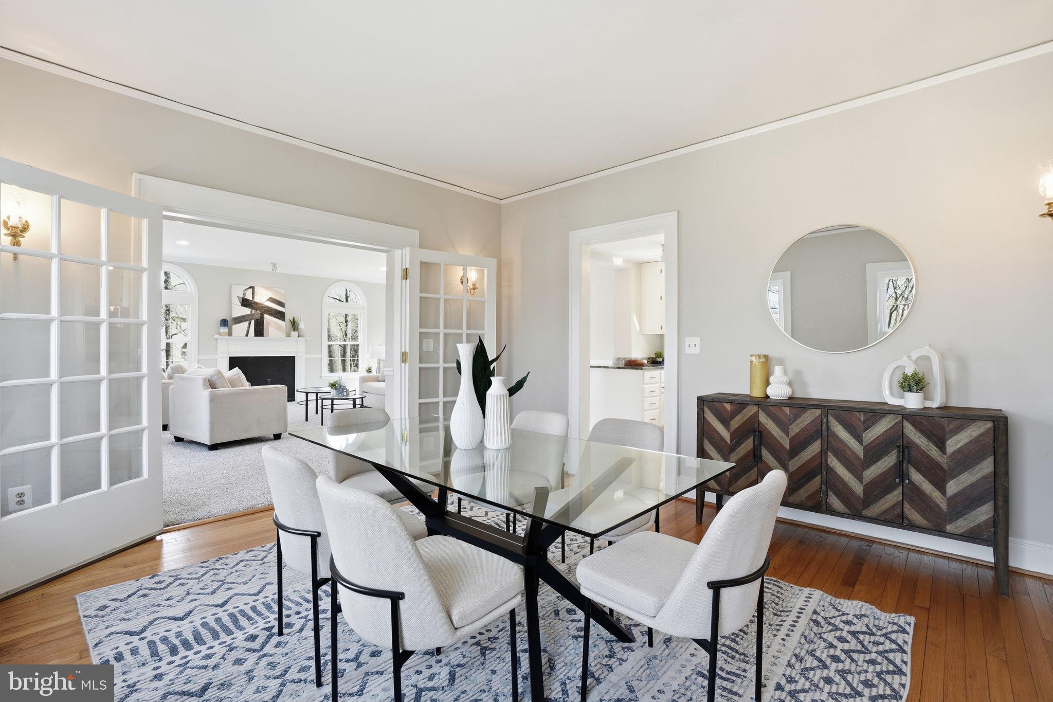 ARLINGTON RIDGE - Residential