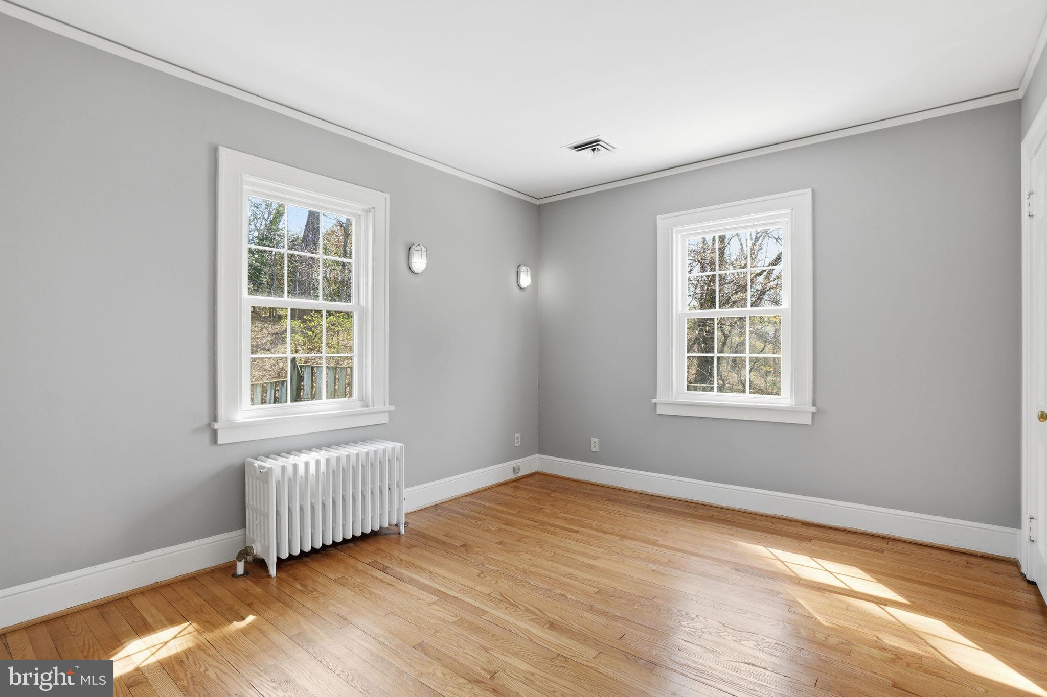 ARLINGTON RIDGE - Residential