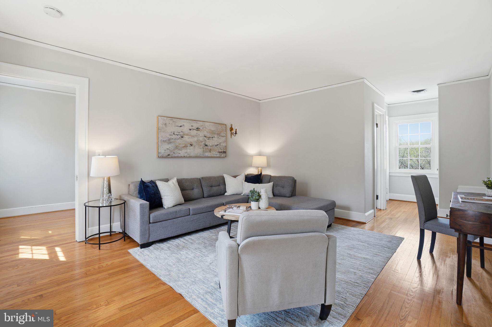 ARLINGTON RIDGE - Residential