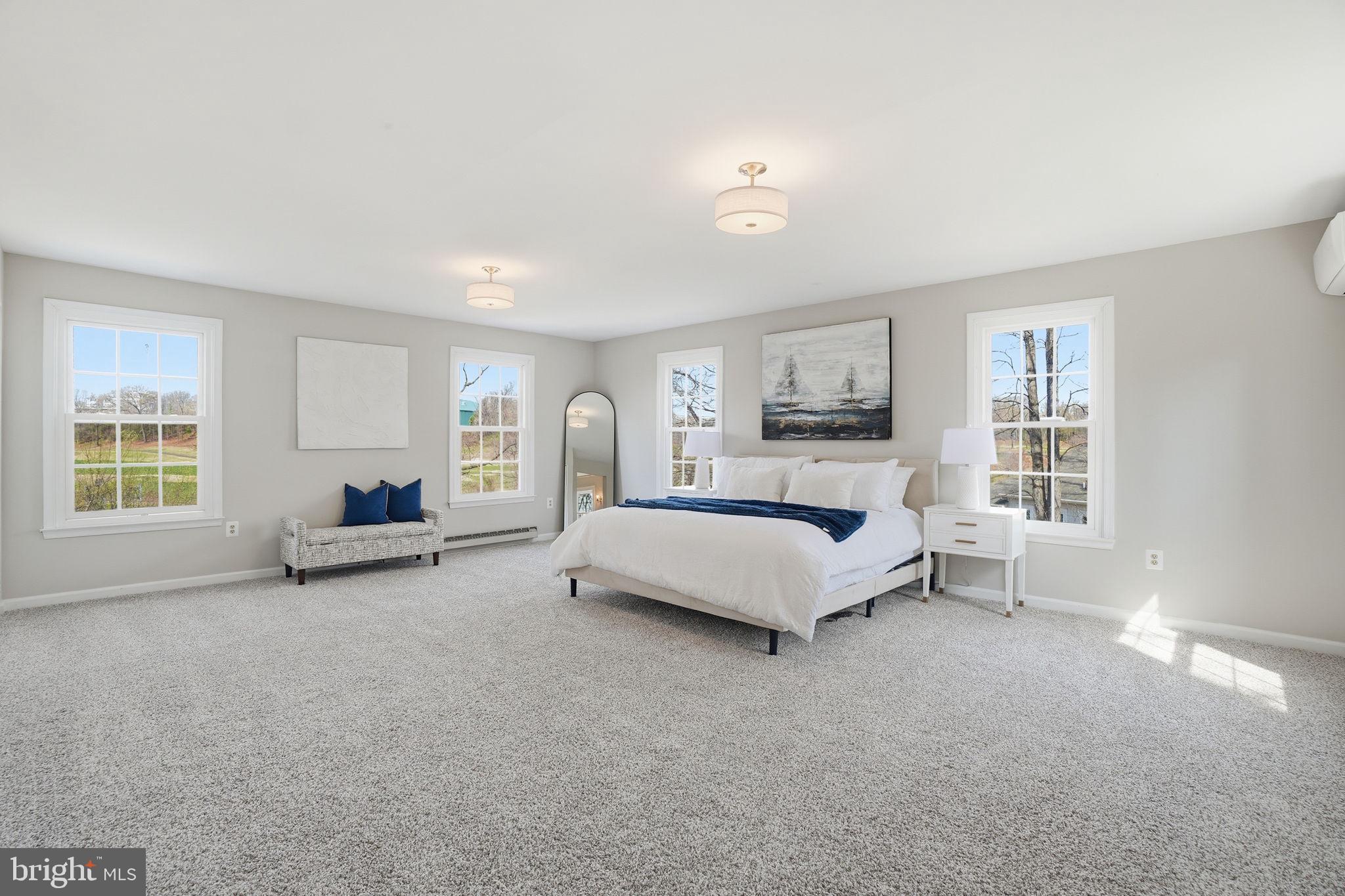 ARLINGTON RIDGE - Residential