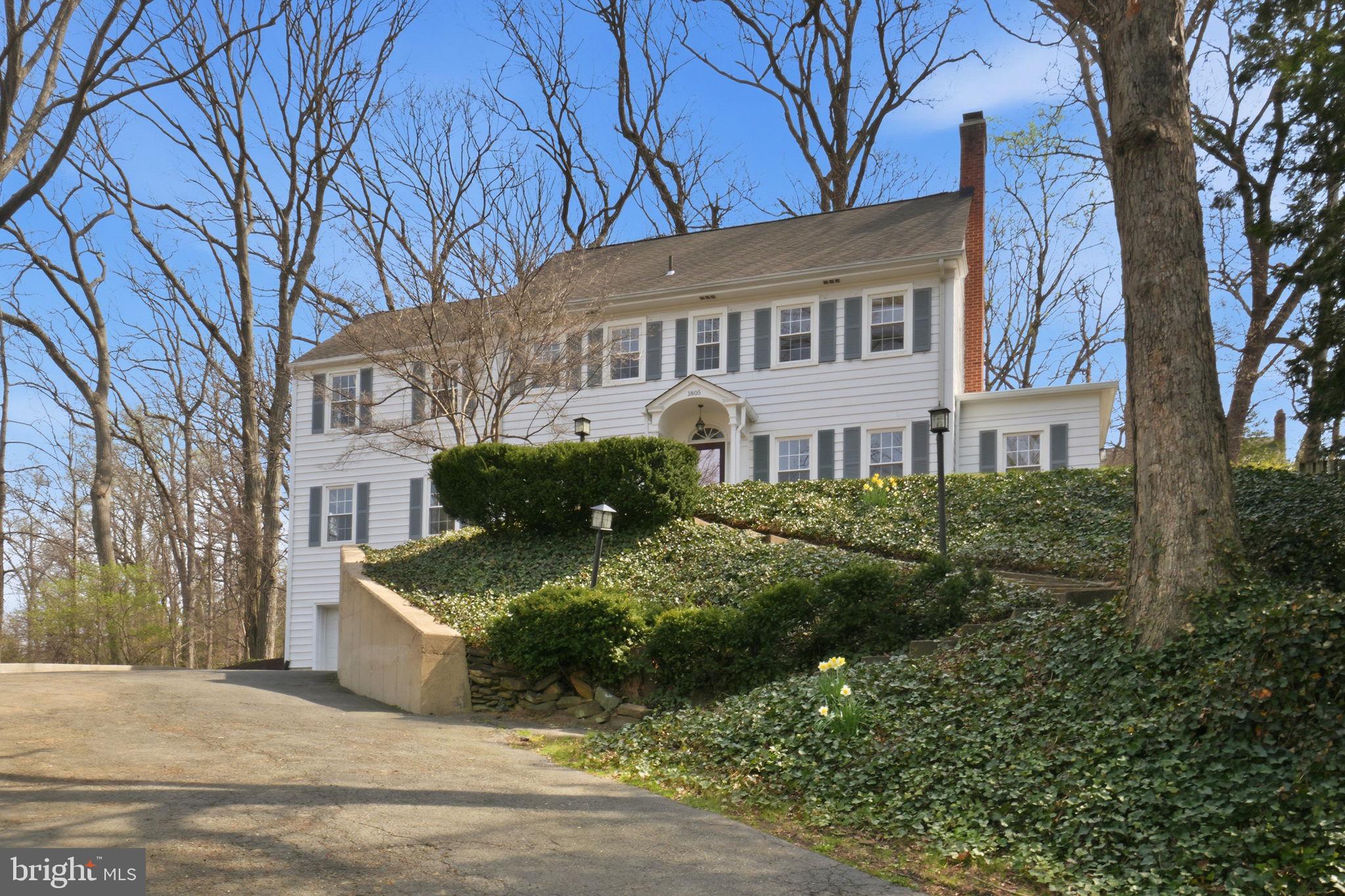 ARLINGTON RIDGE - Residential