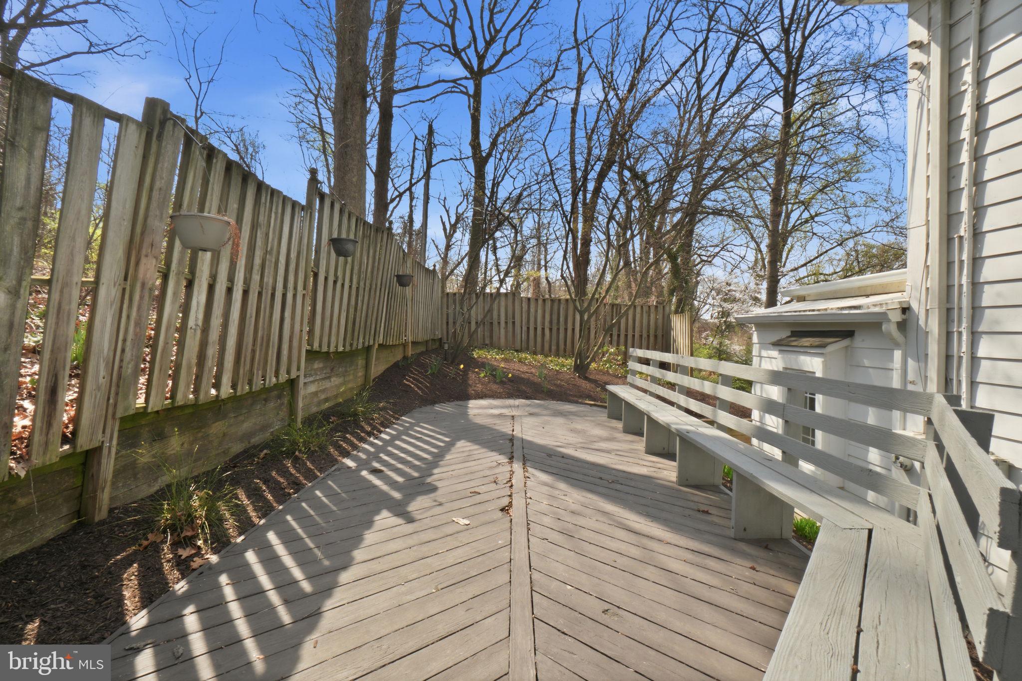 ARLINGTON RIDGE - Residential