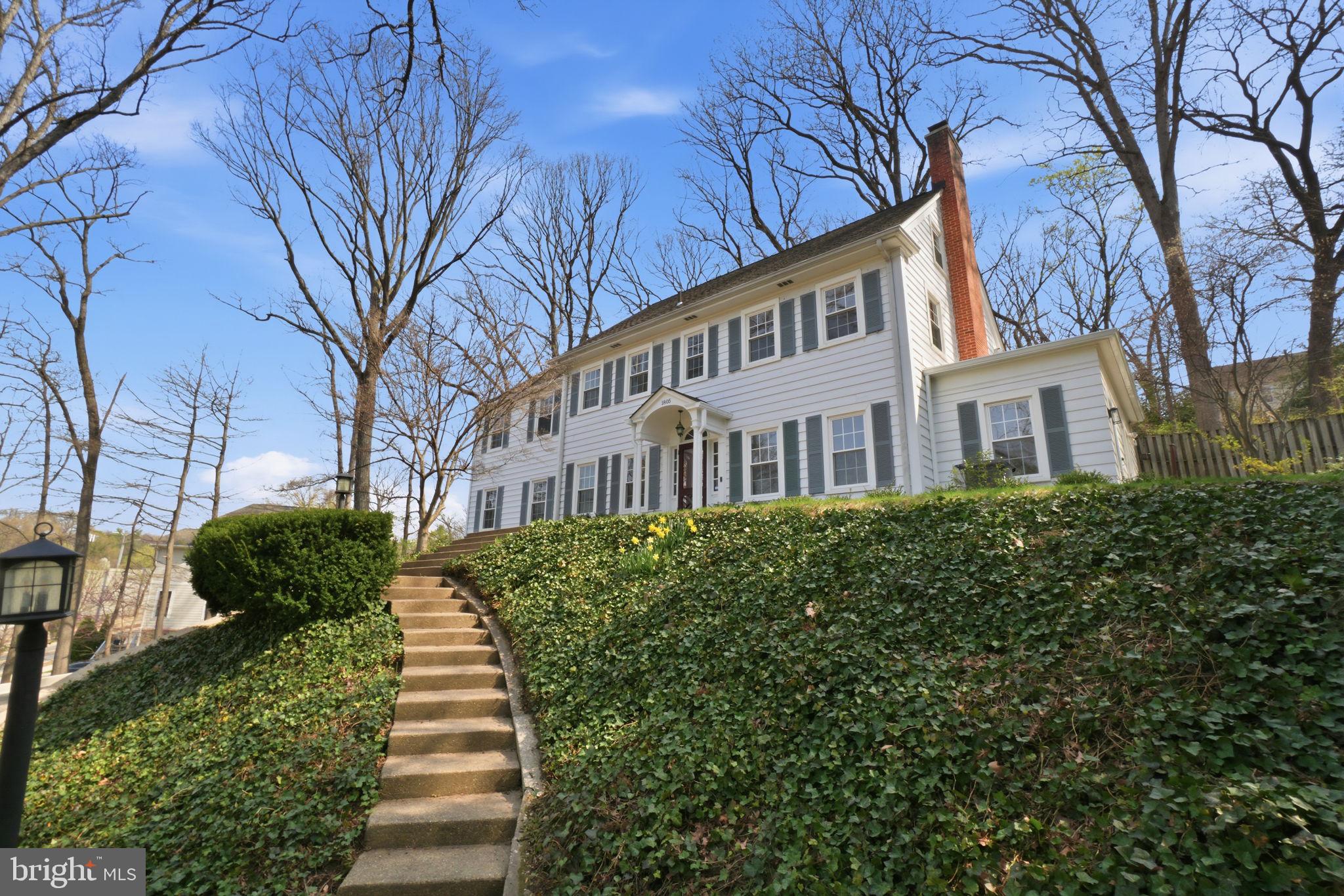 ARLINGTON RIDGE - Residential