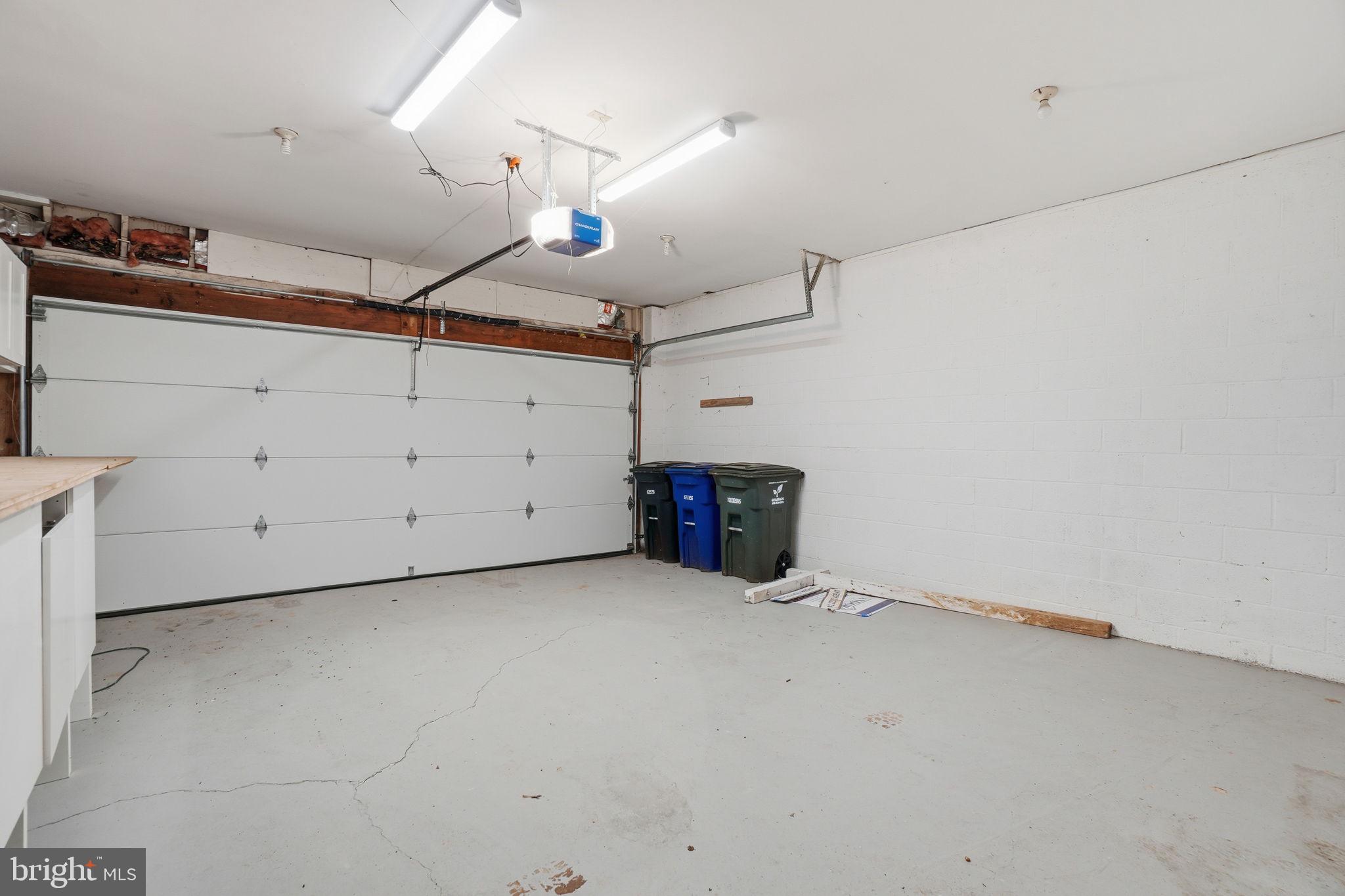 ARLINGTON RIDGE - Residential