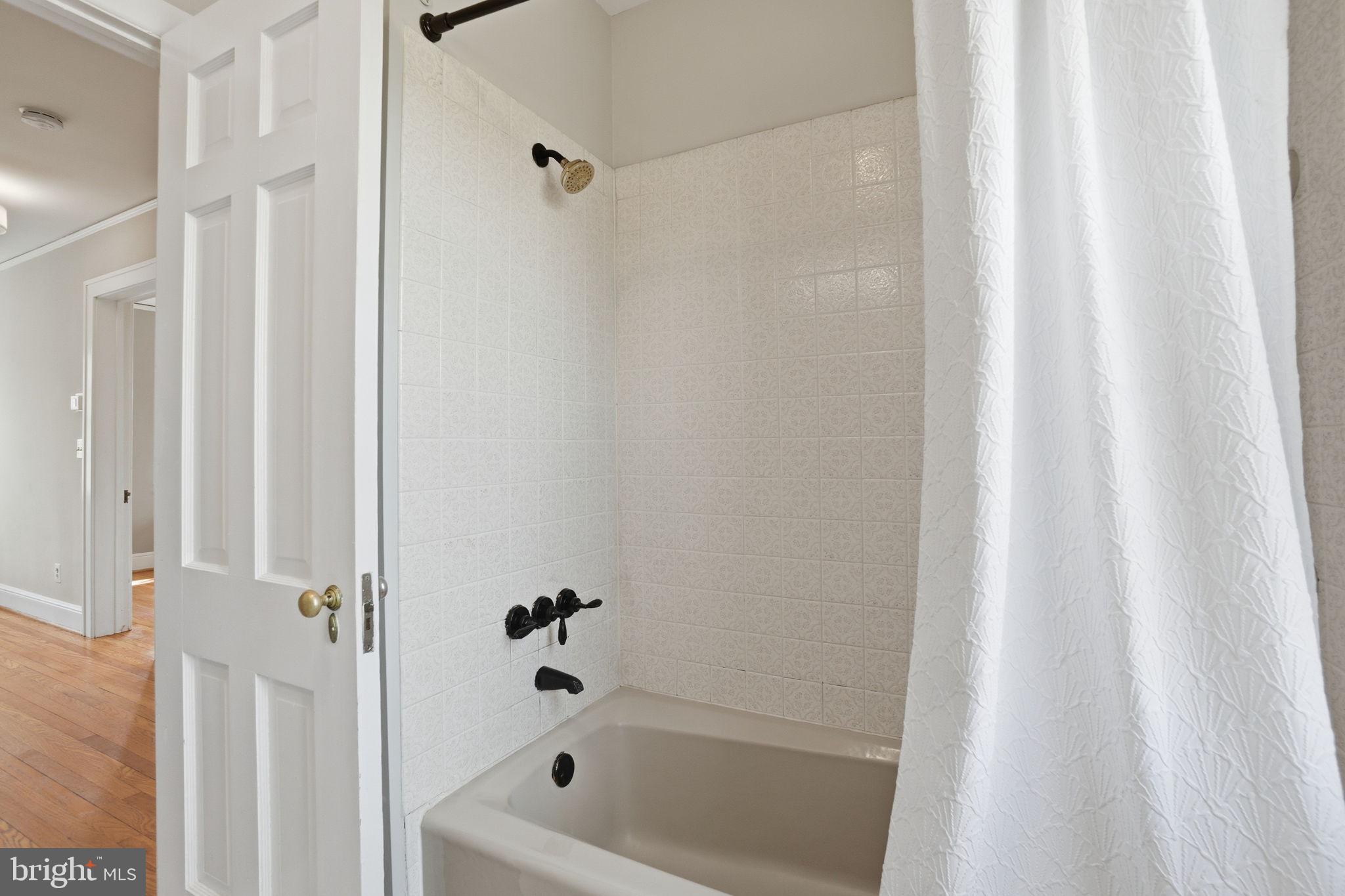 ARLINGTON RIDGE - Residential