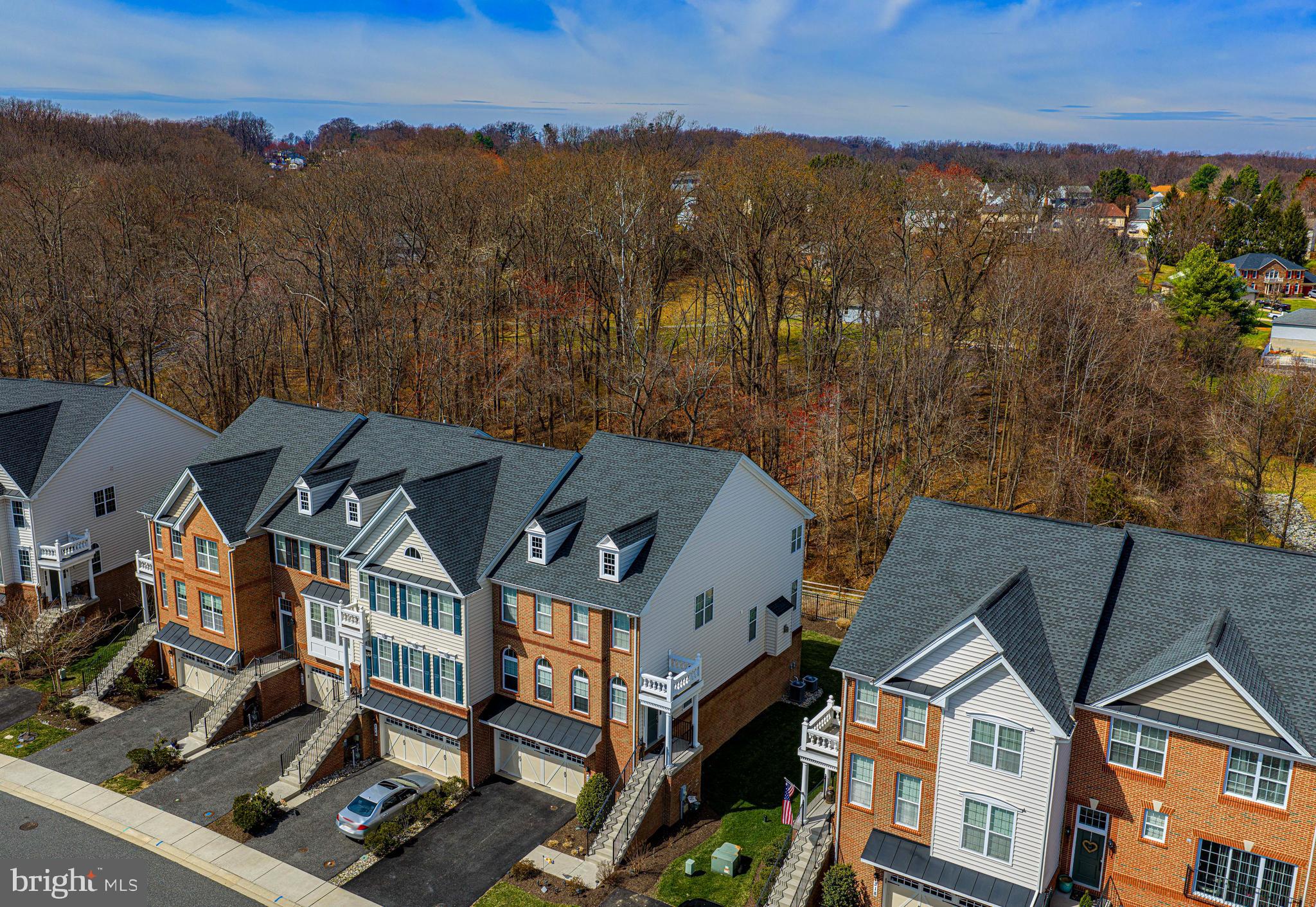 LAUREL RIDGE - Residential