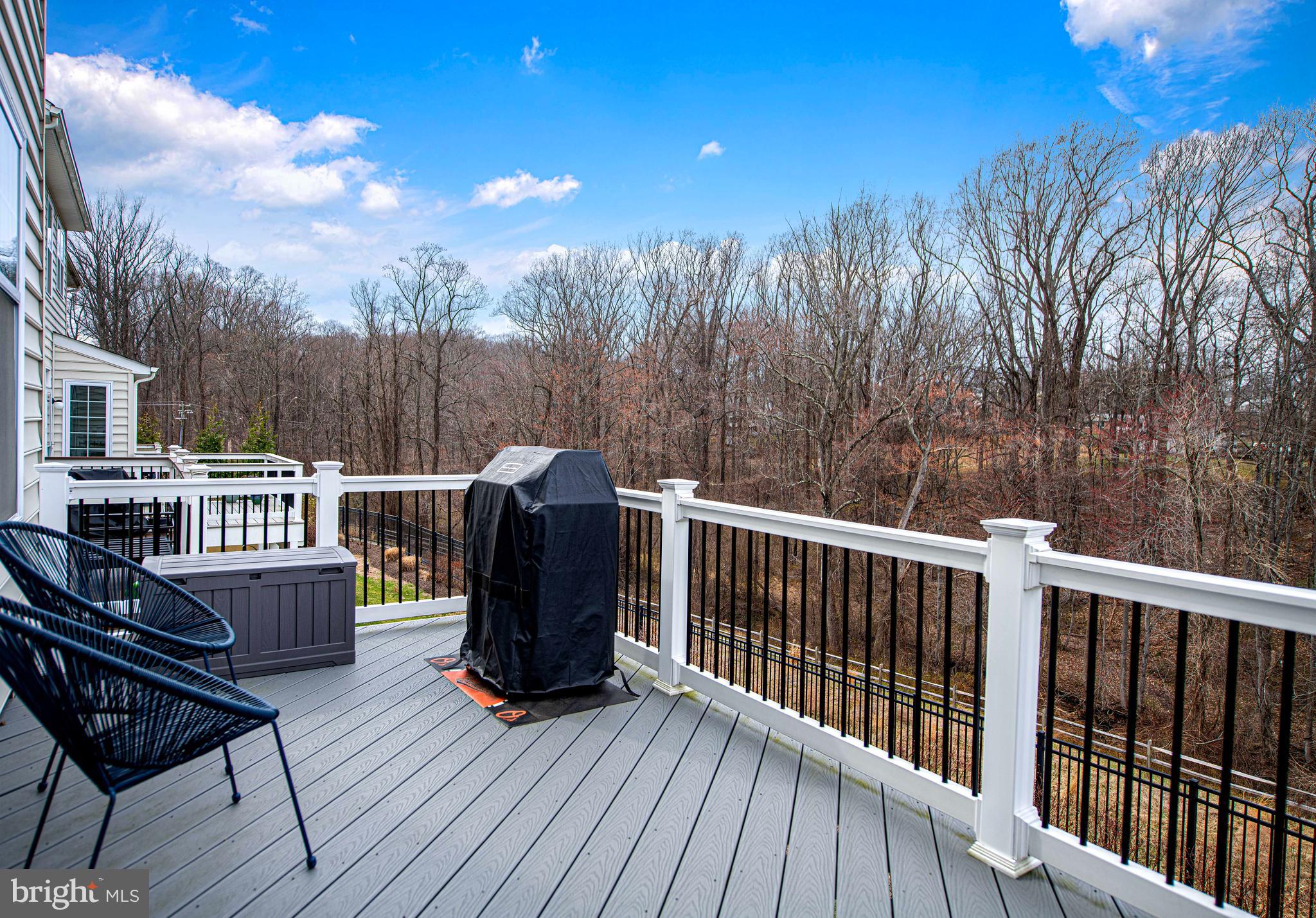 LAUREL RIDGE - Residential