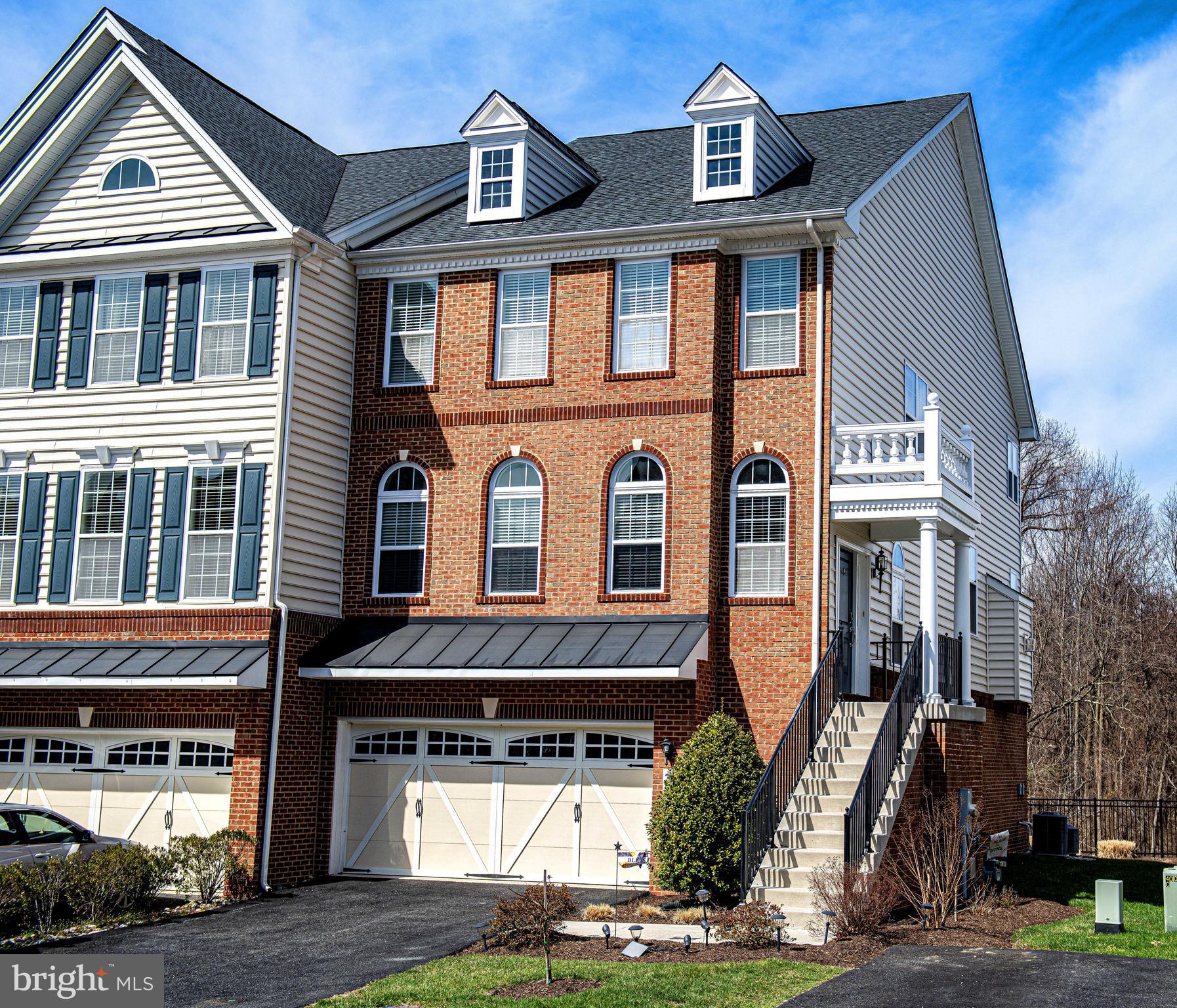 LAUREL RIDGE - Residential