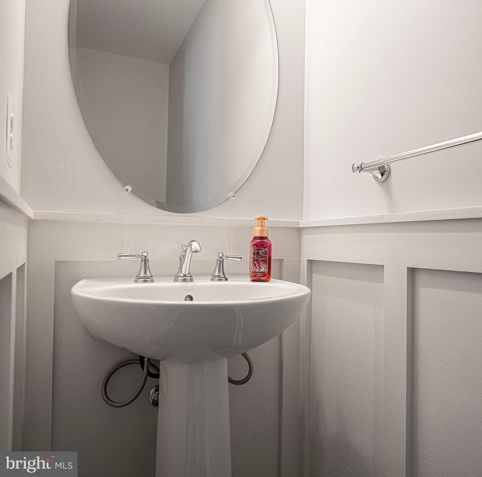 LAUREL RIDGE - Residential