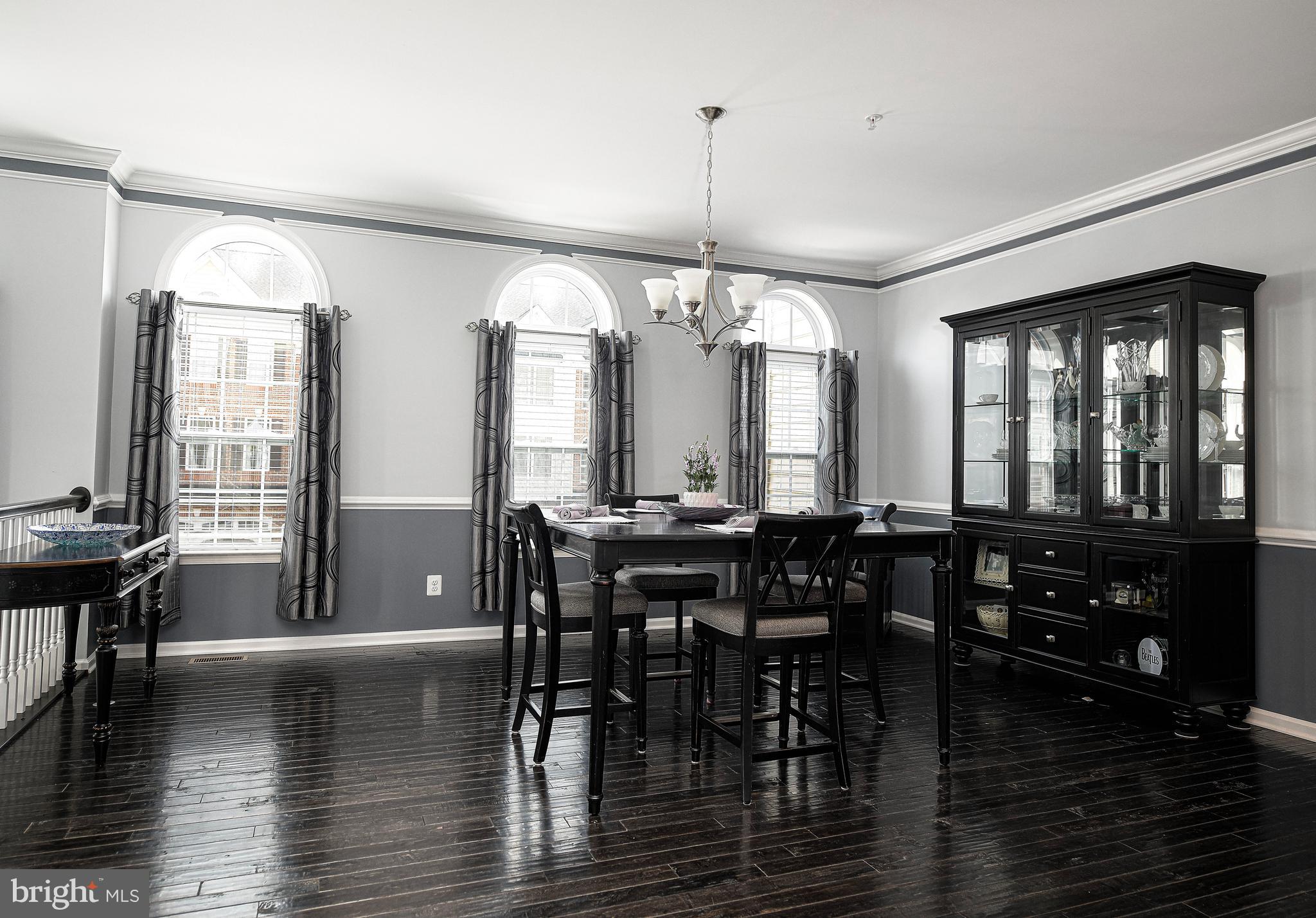 LAUREL RIDGE - Residential