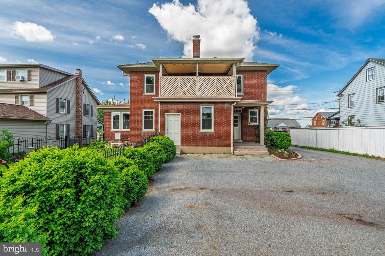 LEACOCK TWP - Residential