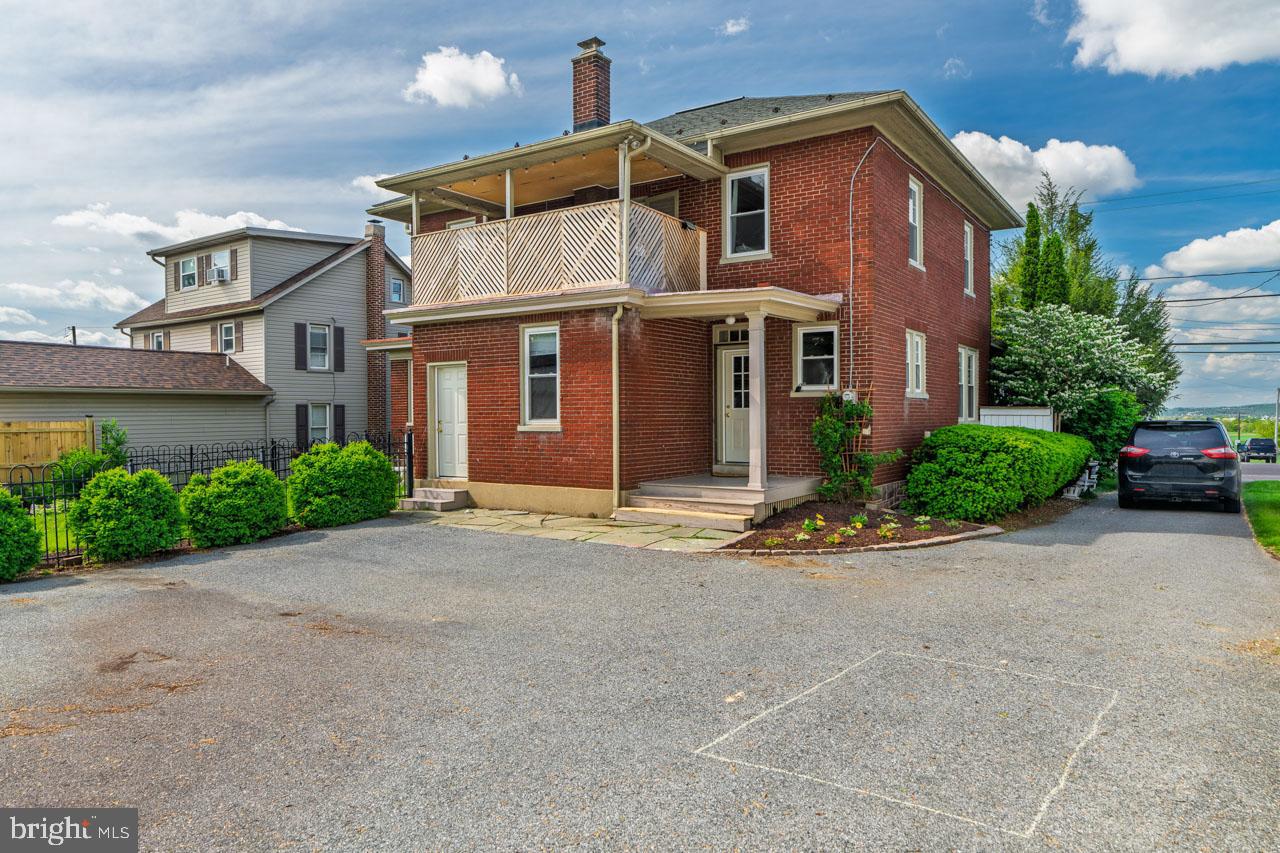 LEACOCK TWP - Residential