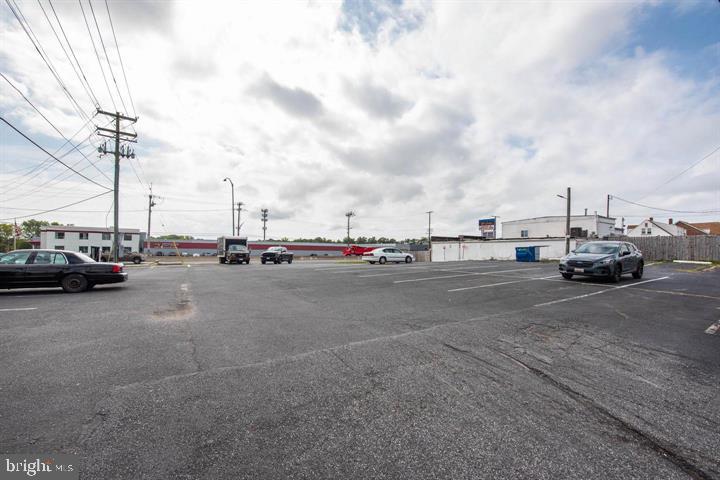 ROSEDALE - Commercial Lease