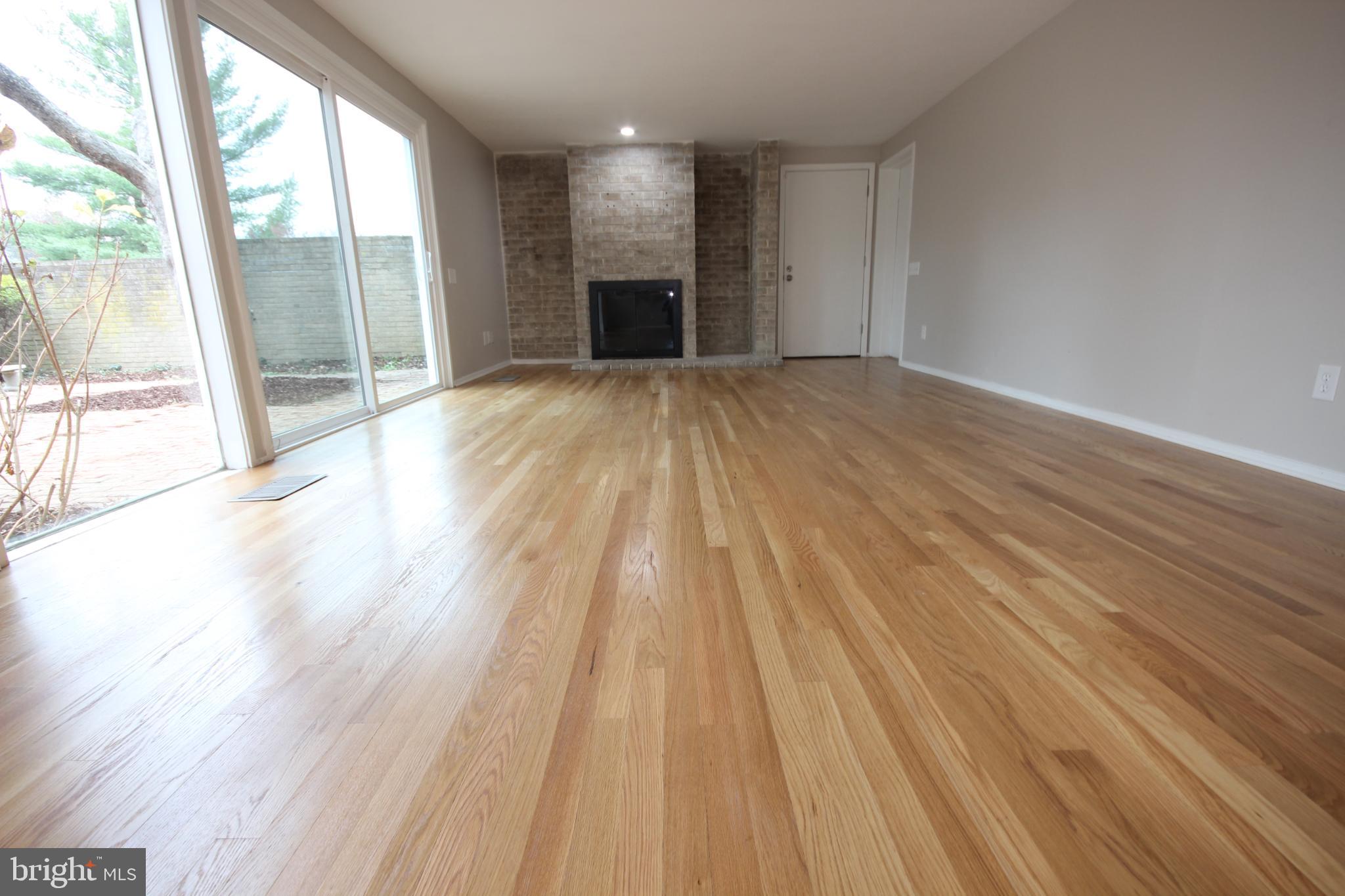 COURTS OF WHETSTONE - Residential