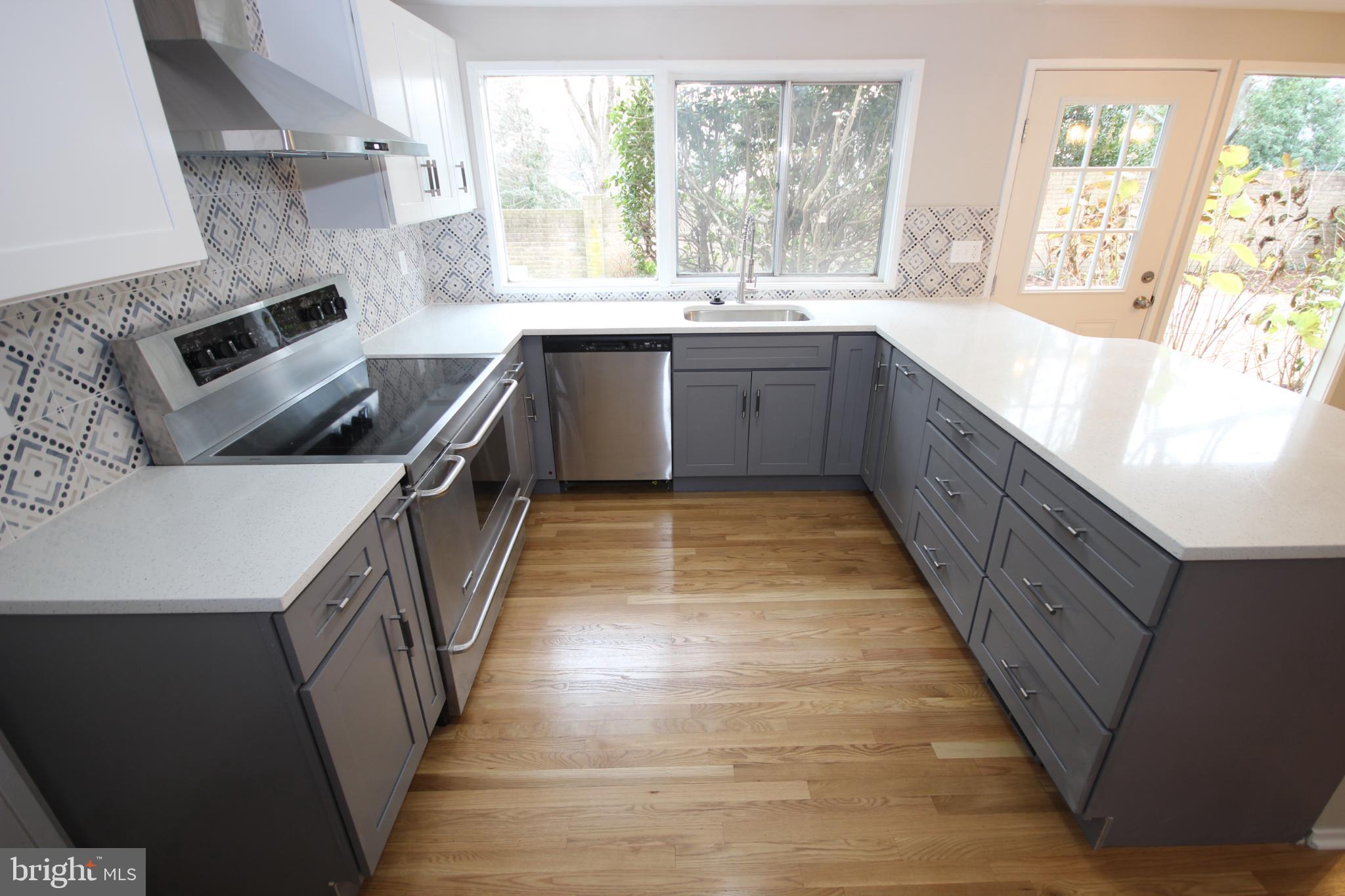 COURTS OF WHETSTONE - Residential