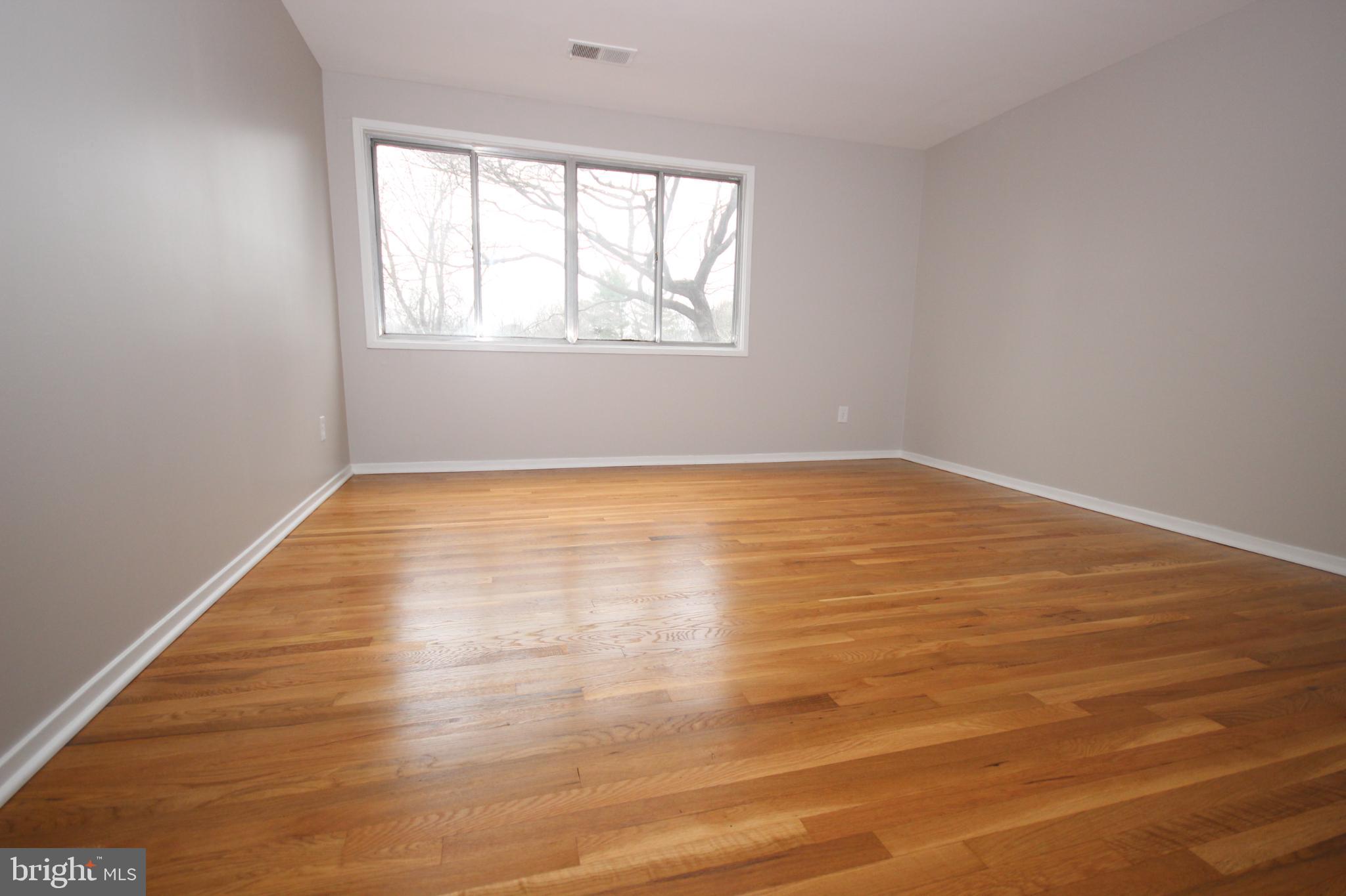 COURTS OF WHETSTONE - Residential