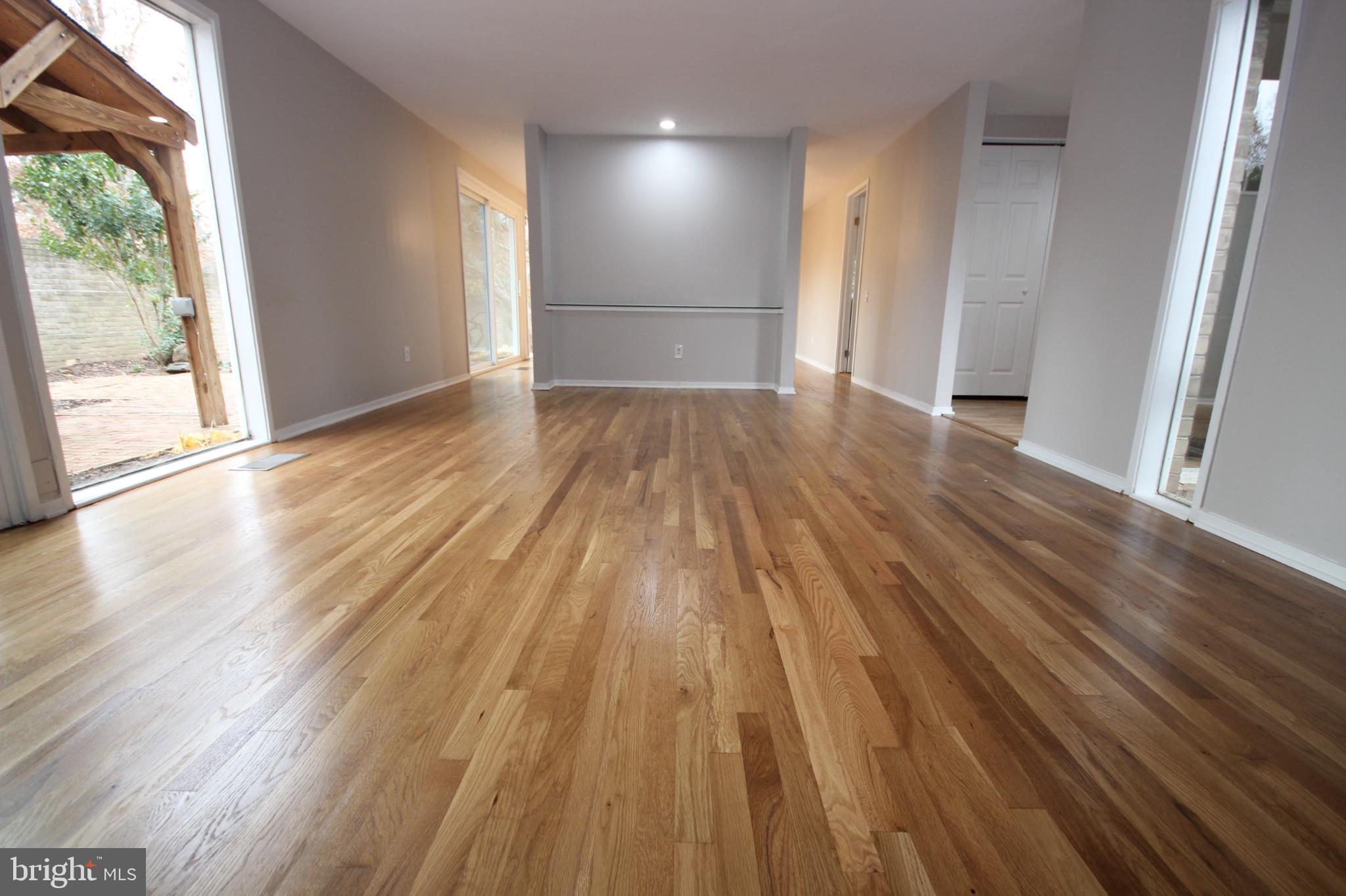 COURTS OF WHETSTONE - Residential