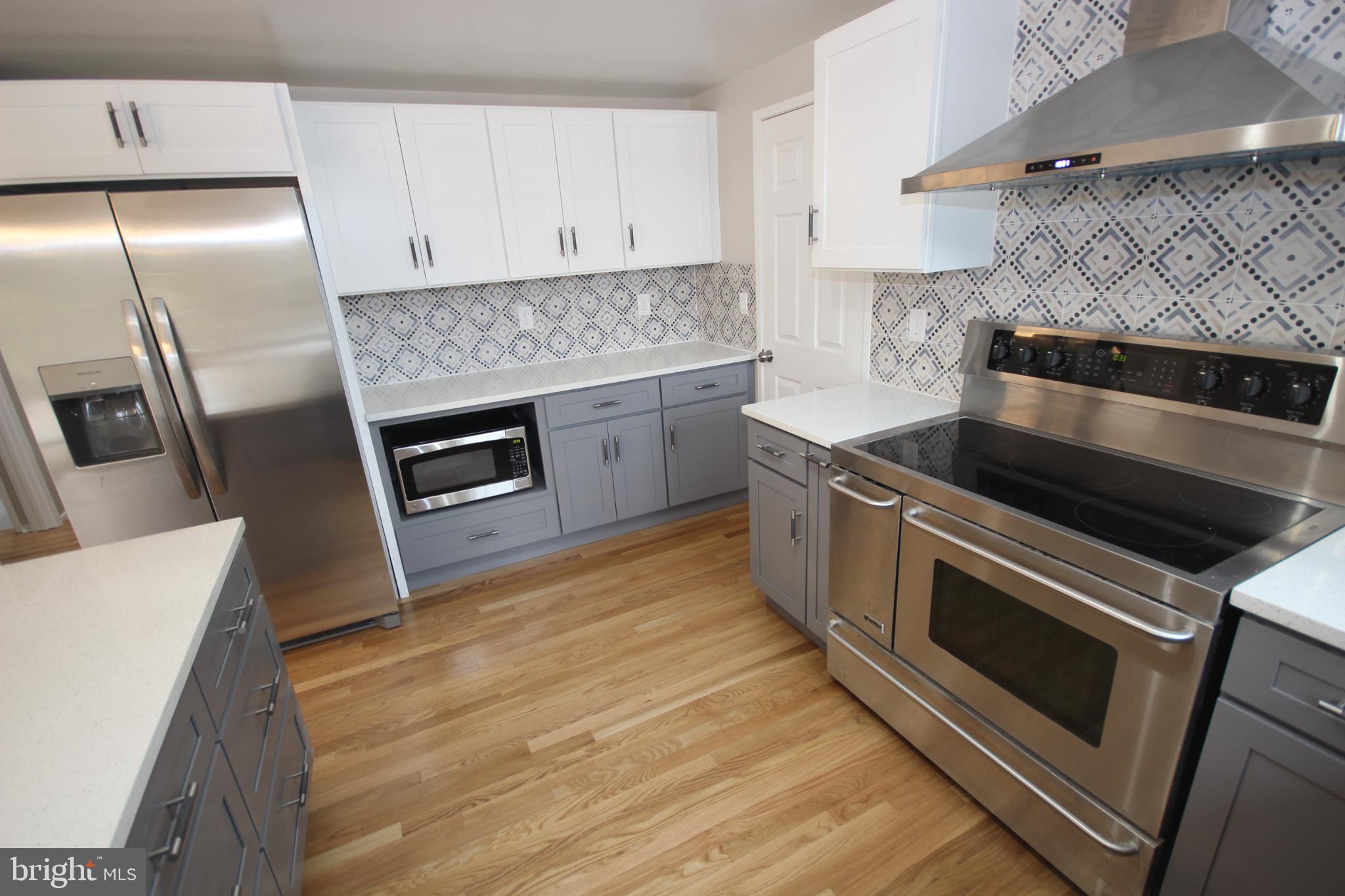 COURTS OF WHETSTONE - Residential