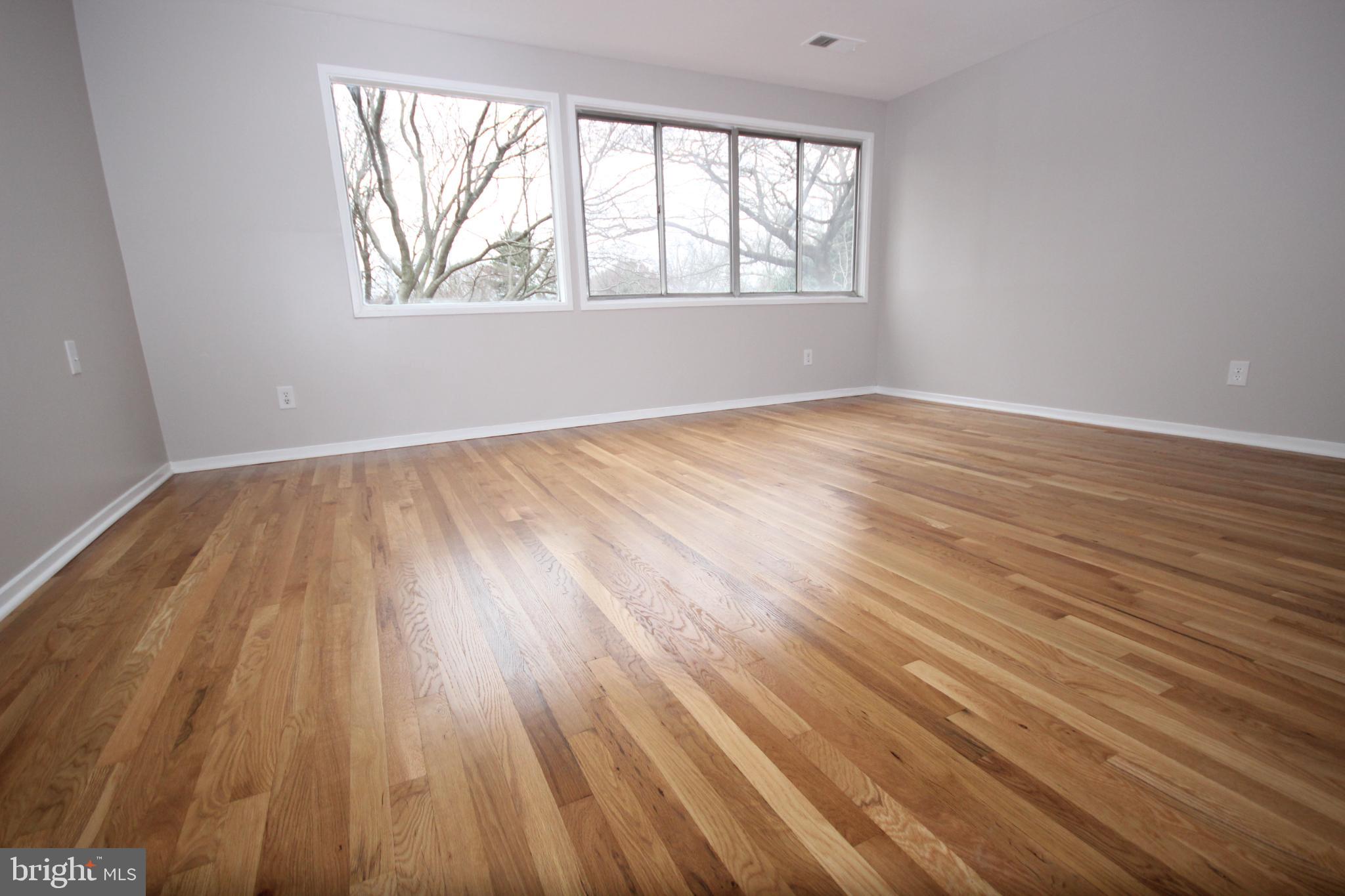 COURTS OF WHETSTONE - Residential