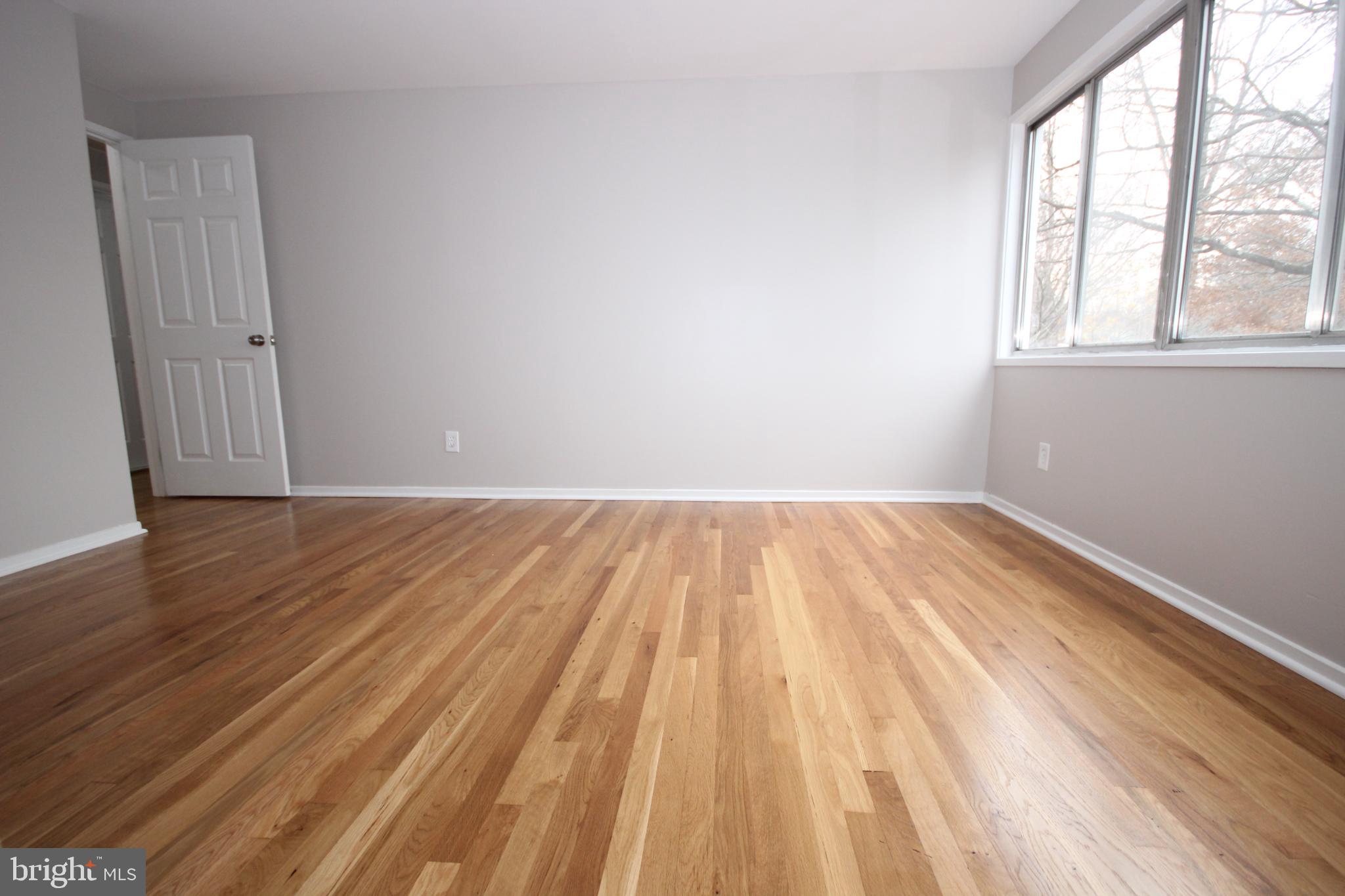 COURTS OF WHETSTONE - Residential