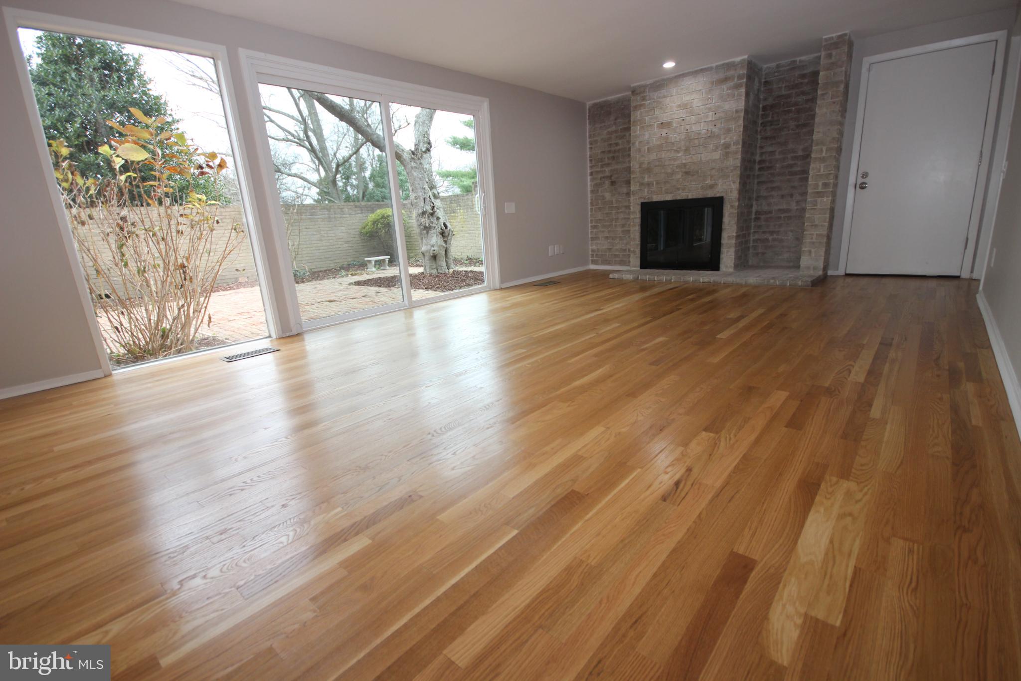 COURTS OF WHETSTONE - Residential