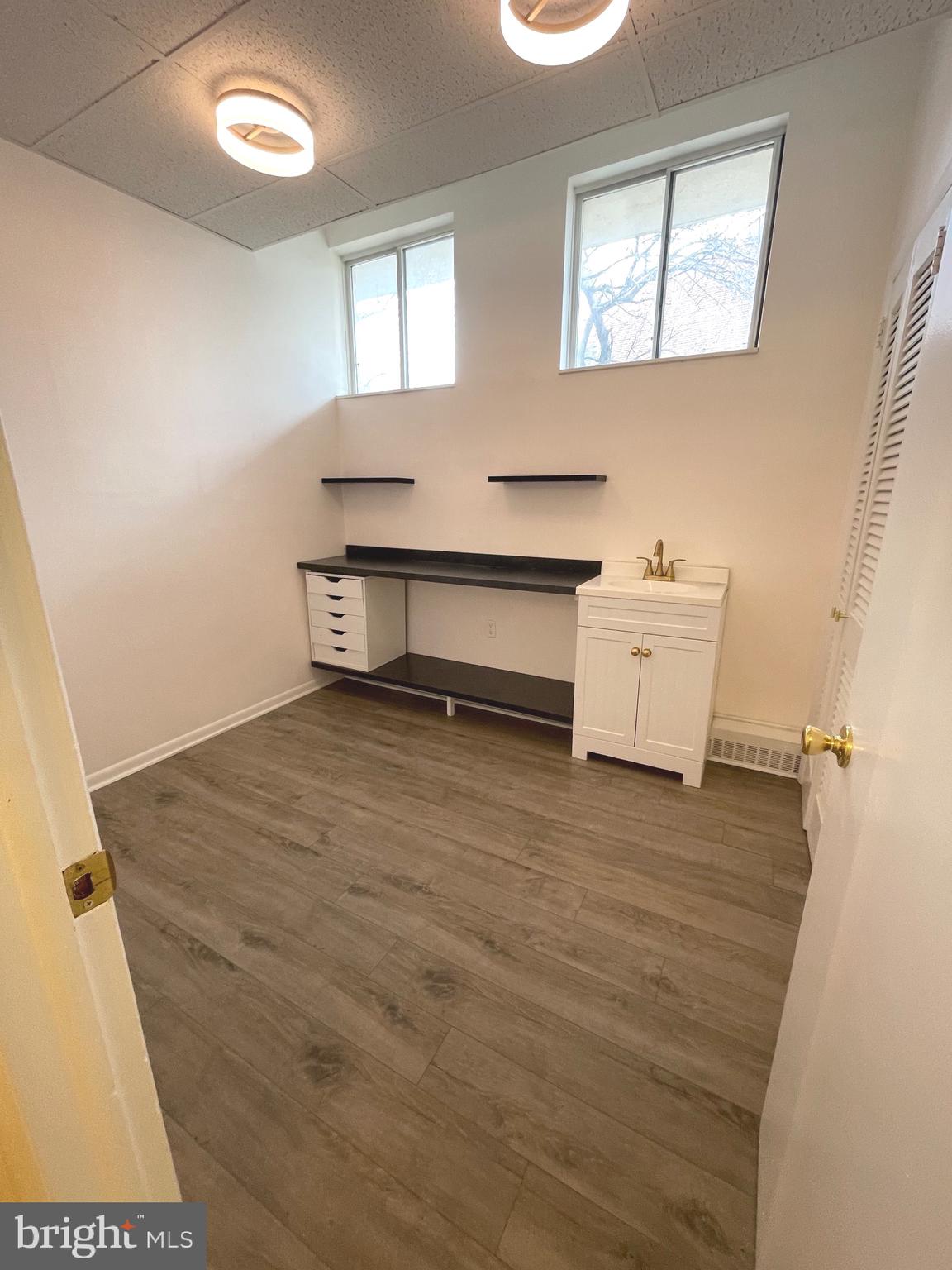 TROLLEY SQUARE - Commercial Sale