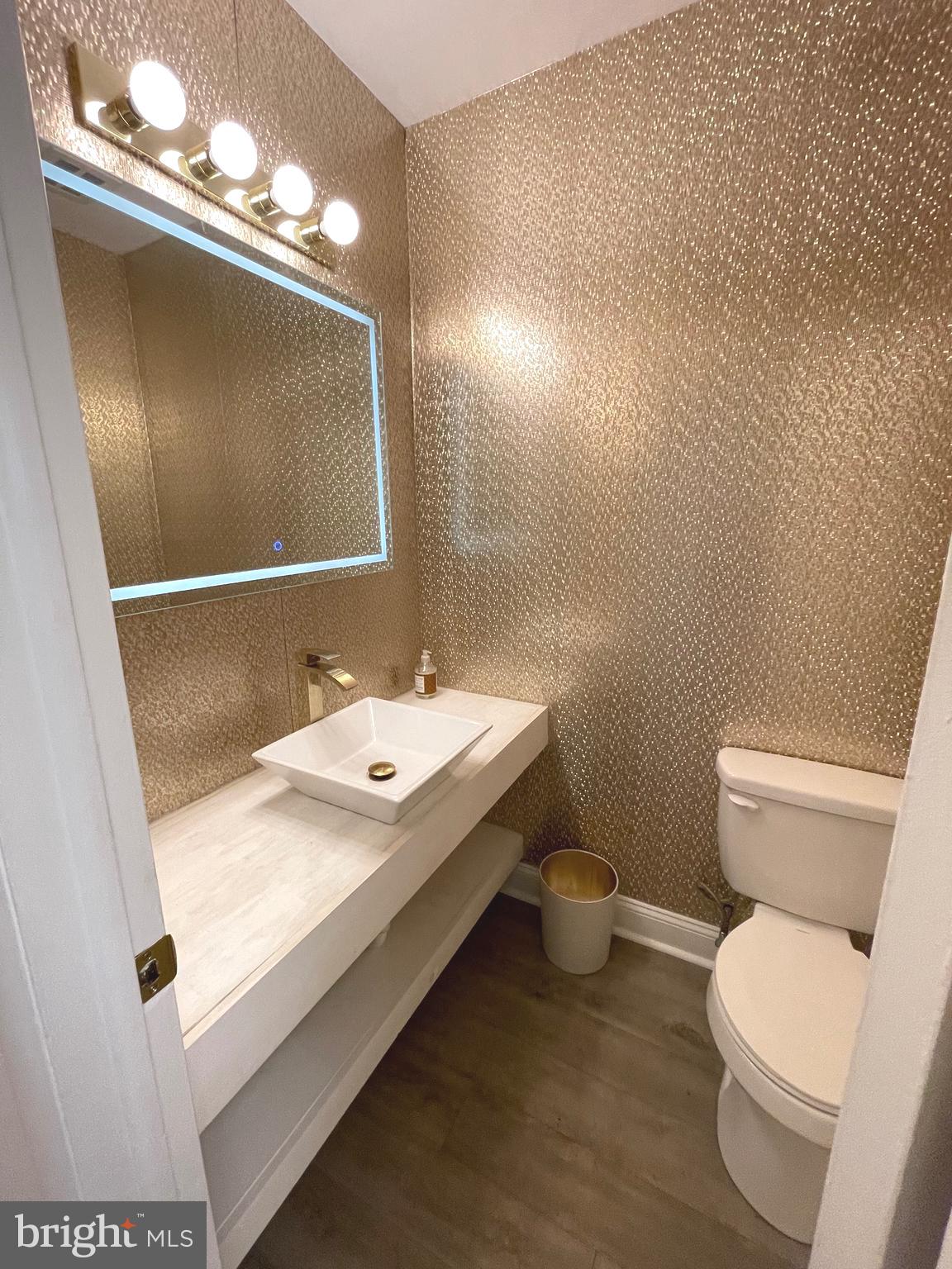 TROLLEY SQUARE - Commercial Sale