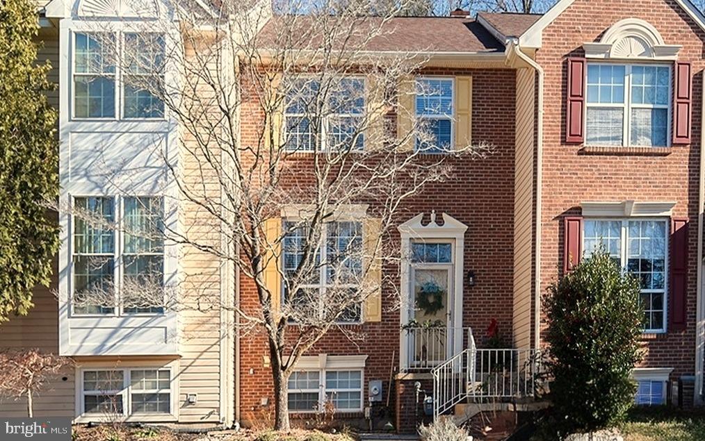 NORTH POINTE - Residential