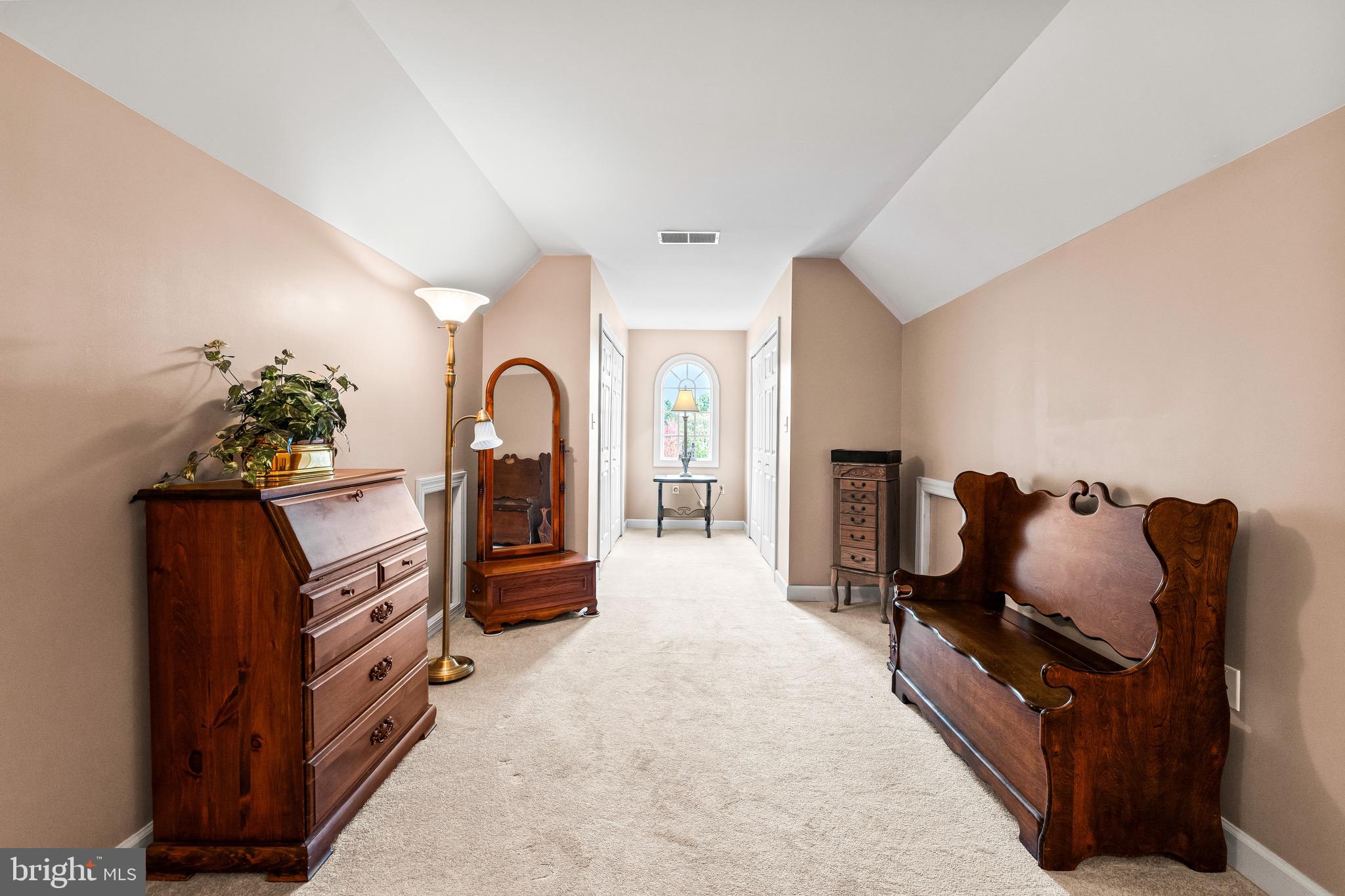 CAMERON RUN - Residential