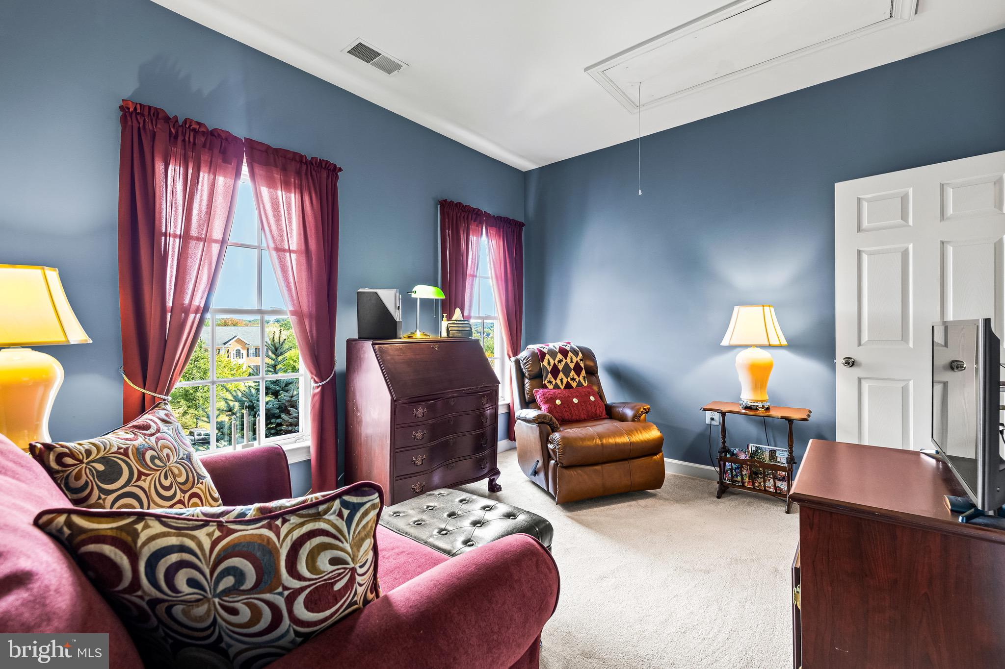 CAMERON RUN - Residential