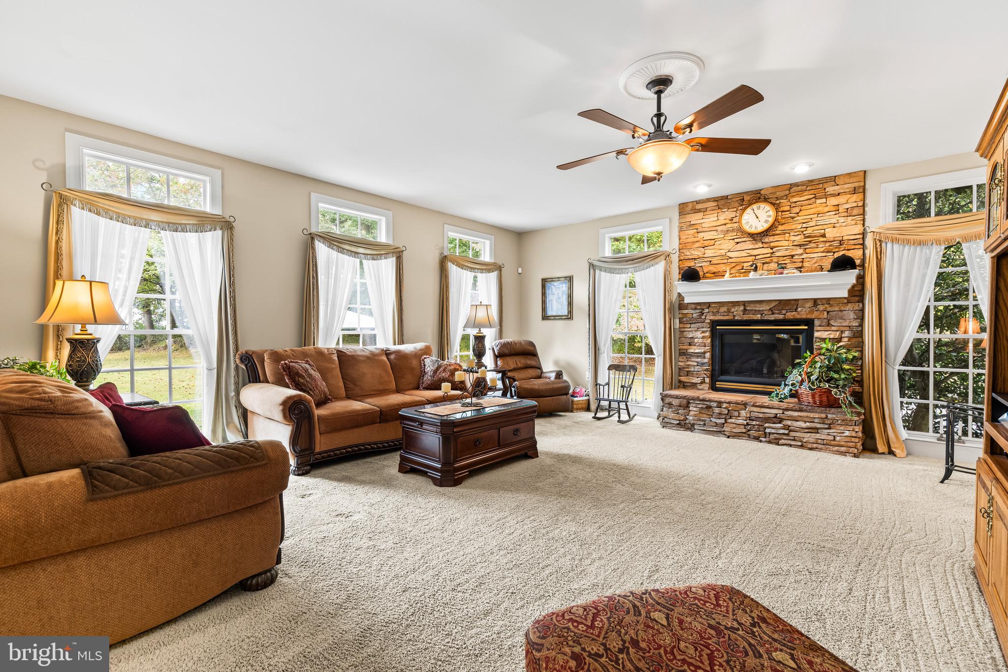 CAMERON RUN - Residential