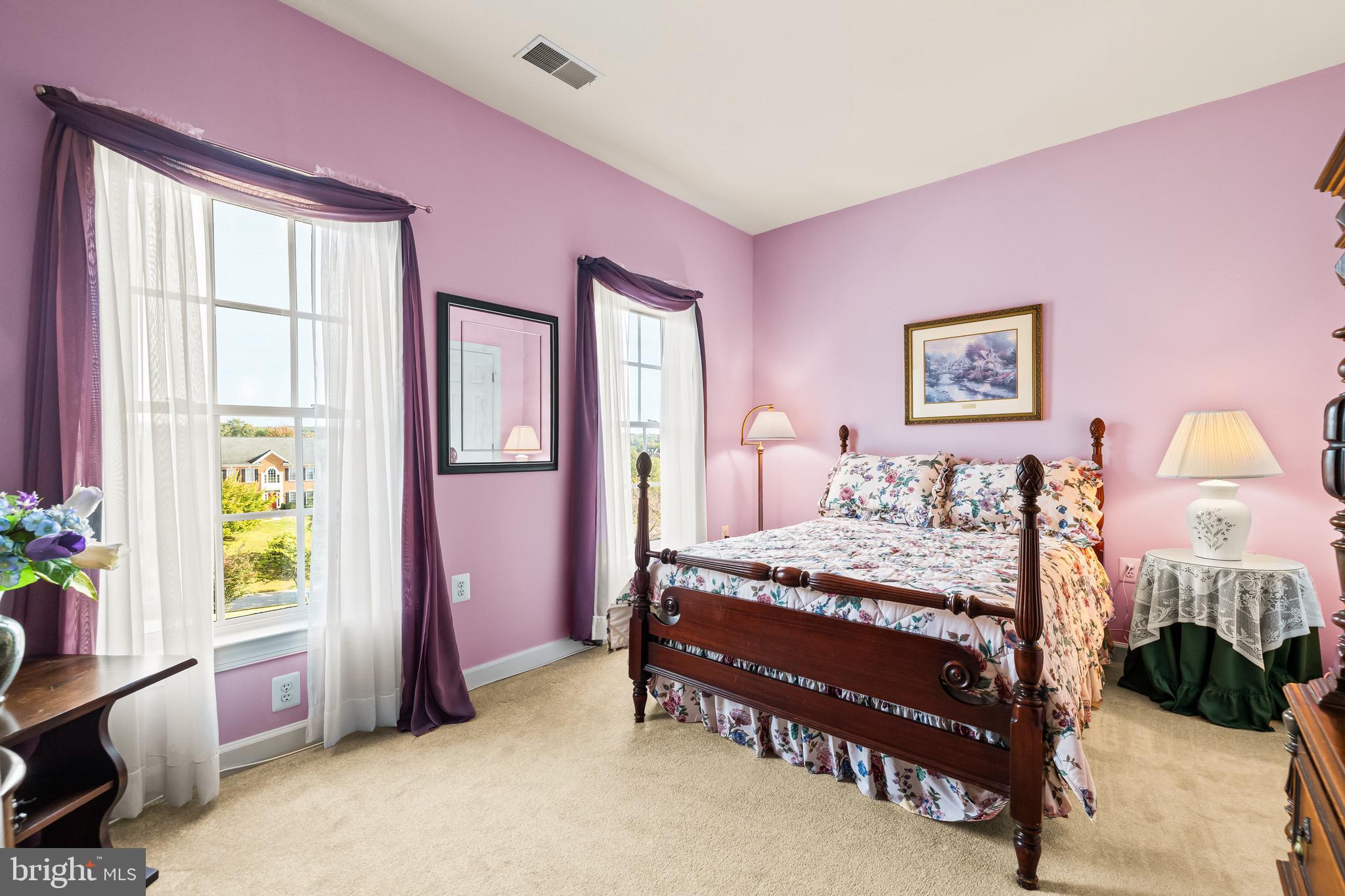 CAMERON RUN - Residential