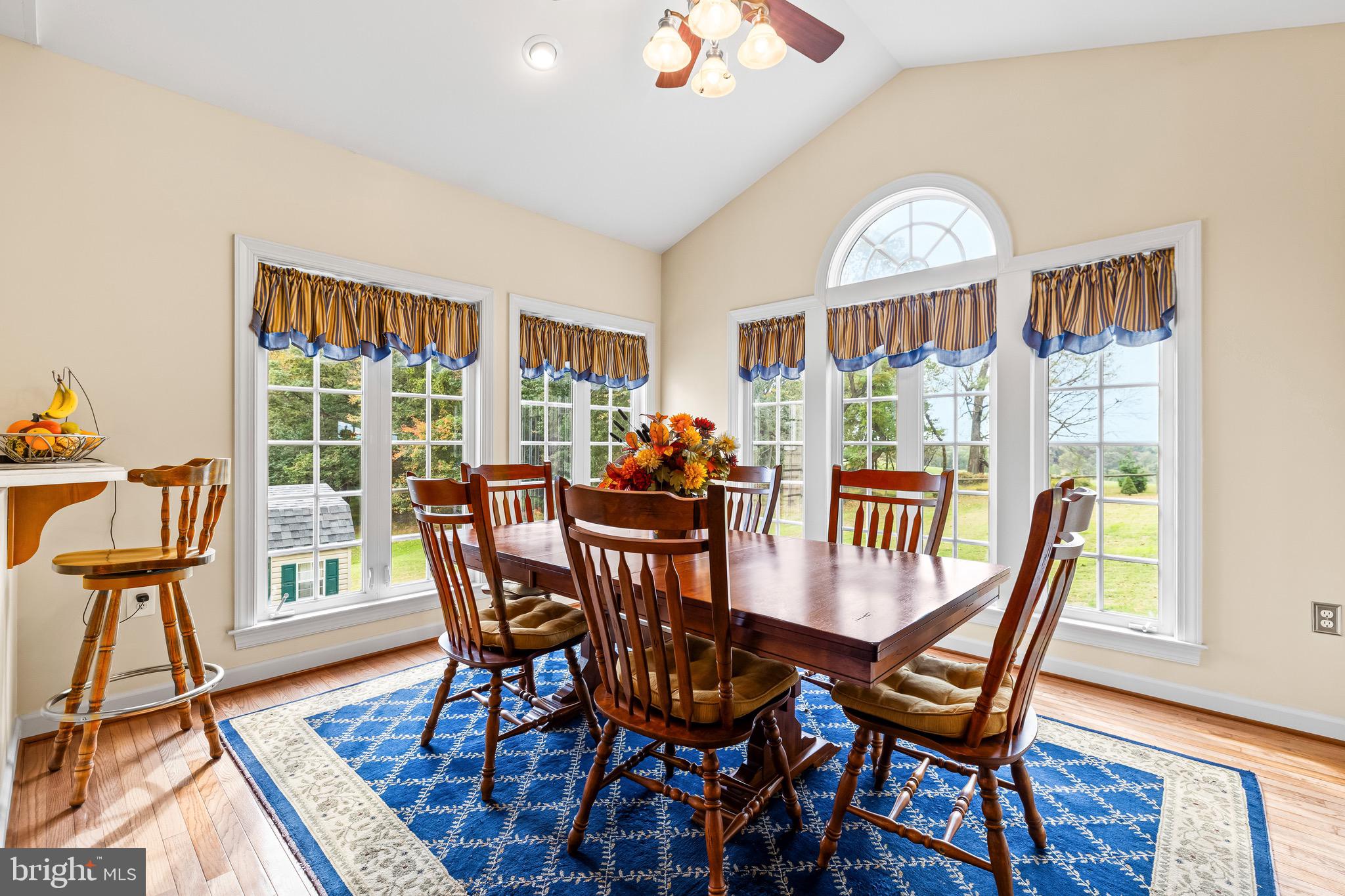 CAMERON RUN - Residential