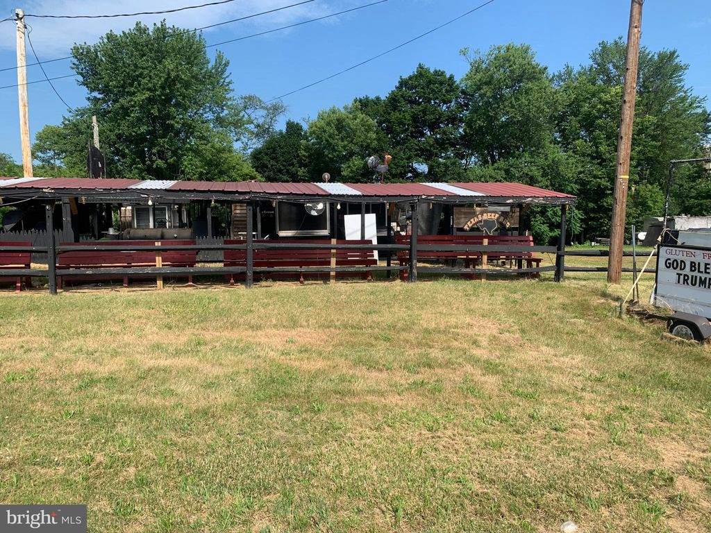 Photo of 1450 Holly Pike, MOUNT HOLLY SPRINGS, PA 17065 (MLS # PACB2044086)