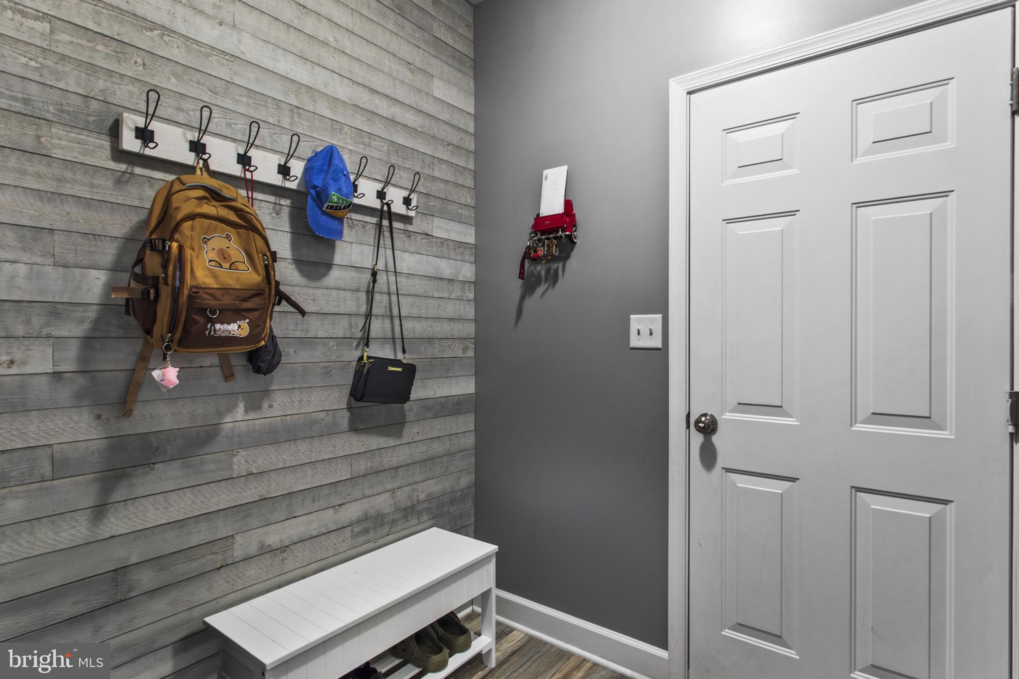 HAMPSTEAD - Residential