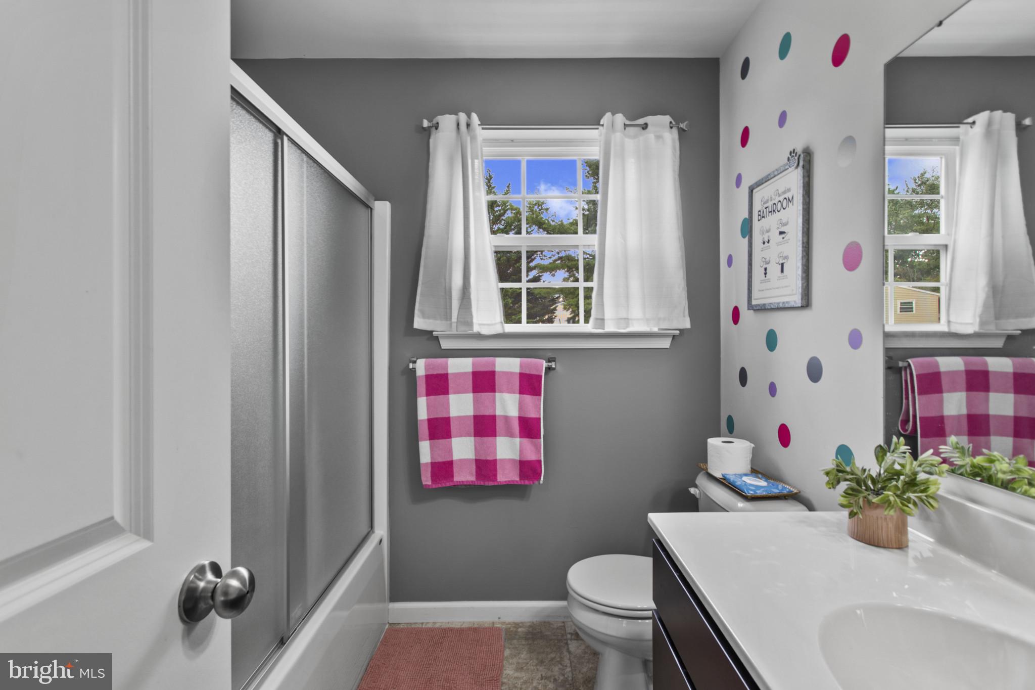 HAMPSTEAD - Residential