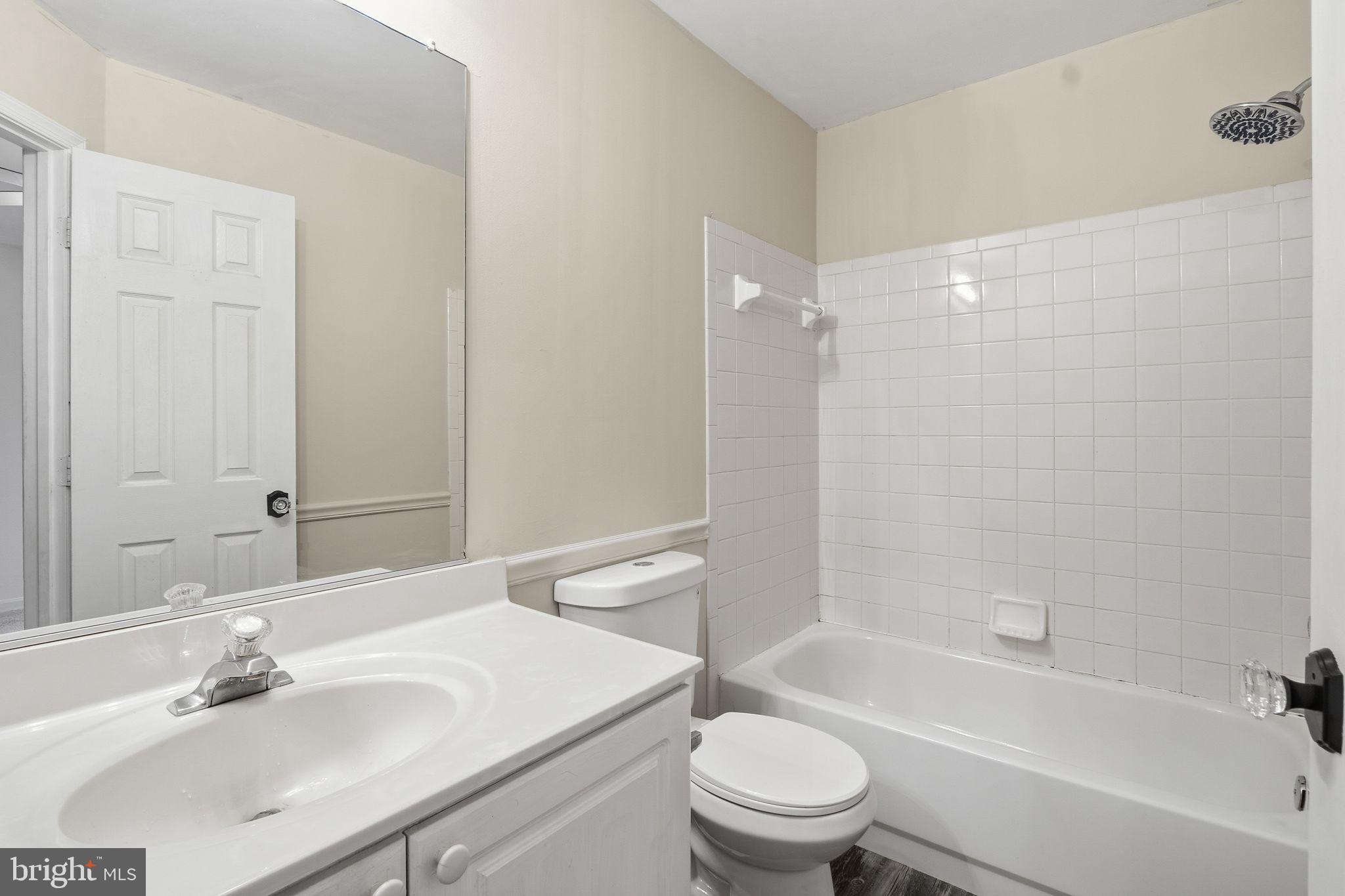 SOUTH LAKE AT MONTCLAIR - Residential Lease