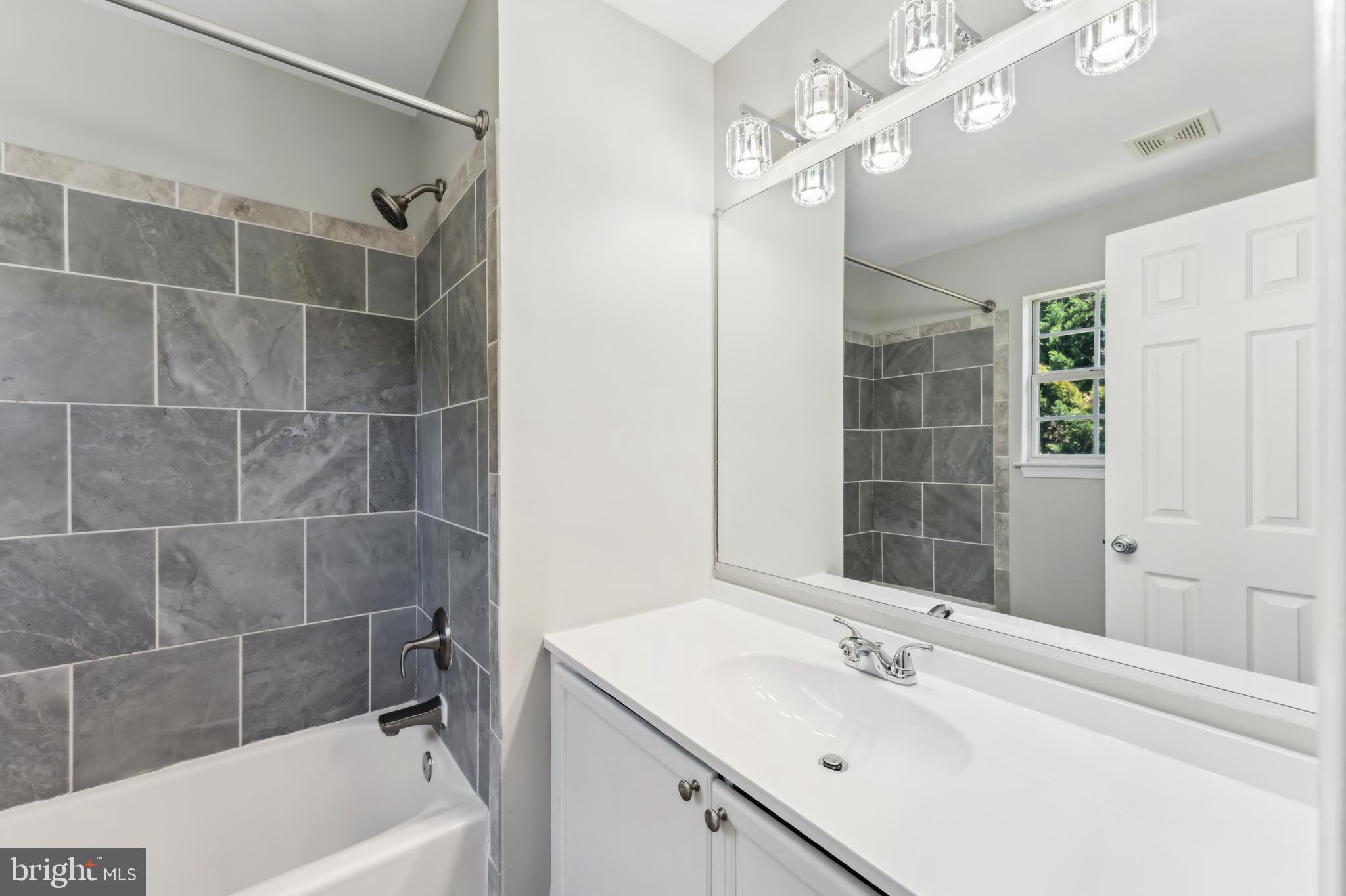 CAMPBELLS TRACE - Residential