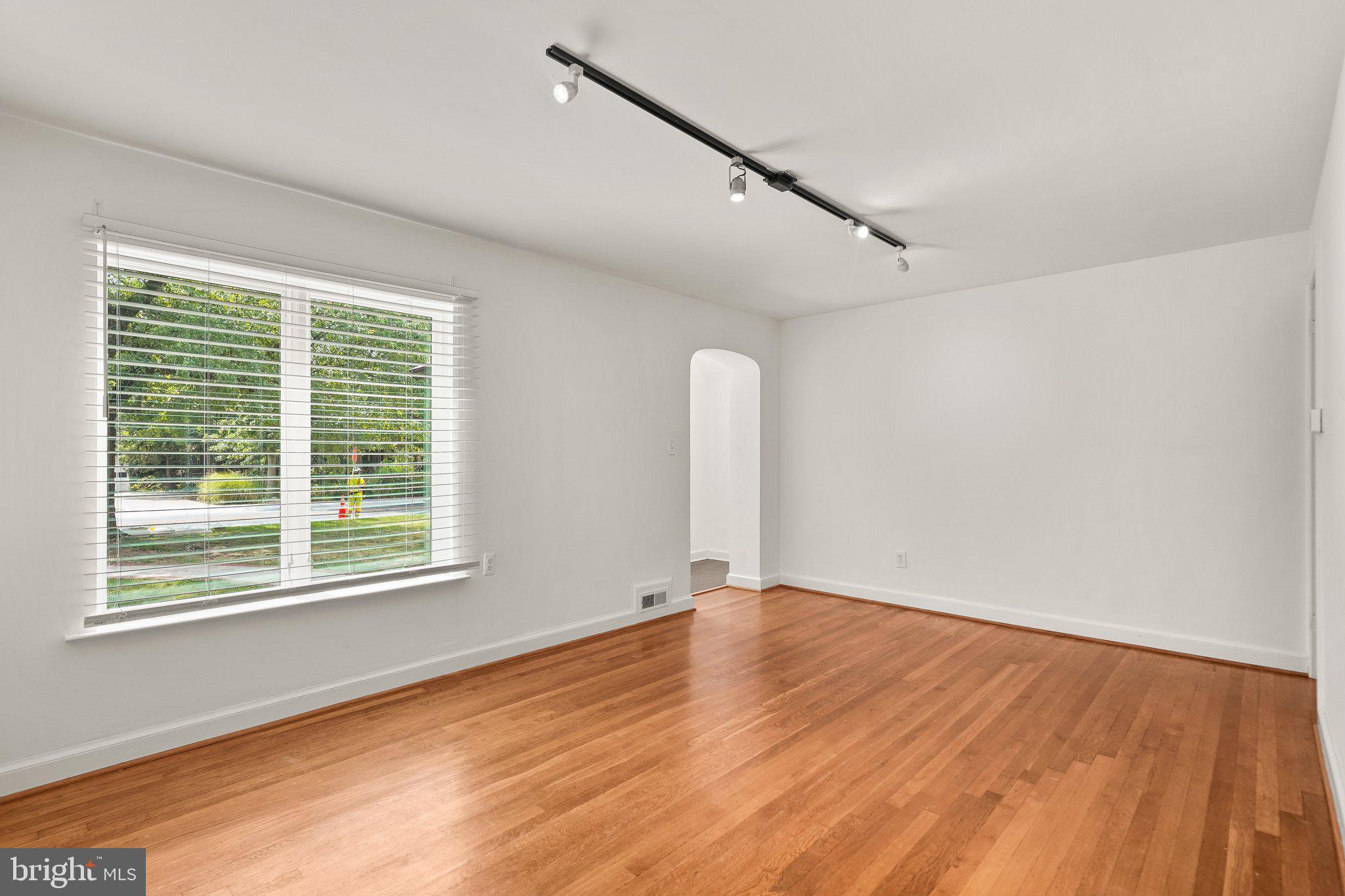 TAKOMA PARK - Residential Lease