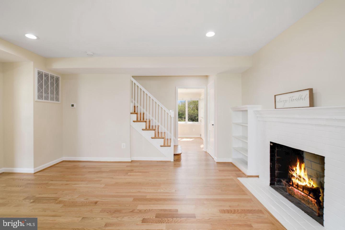 WOODMOOR - Residential