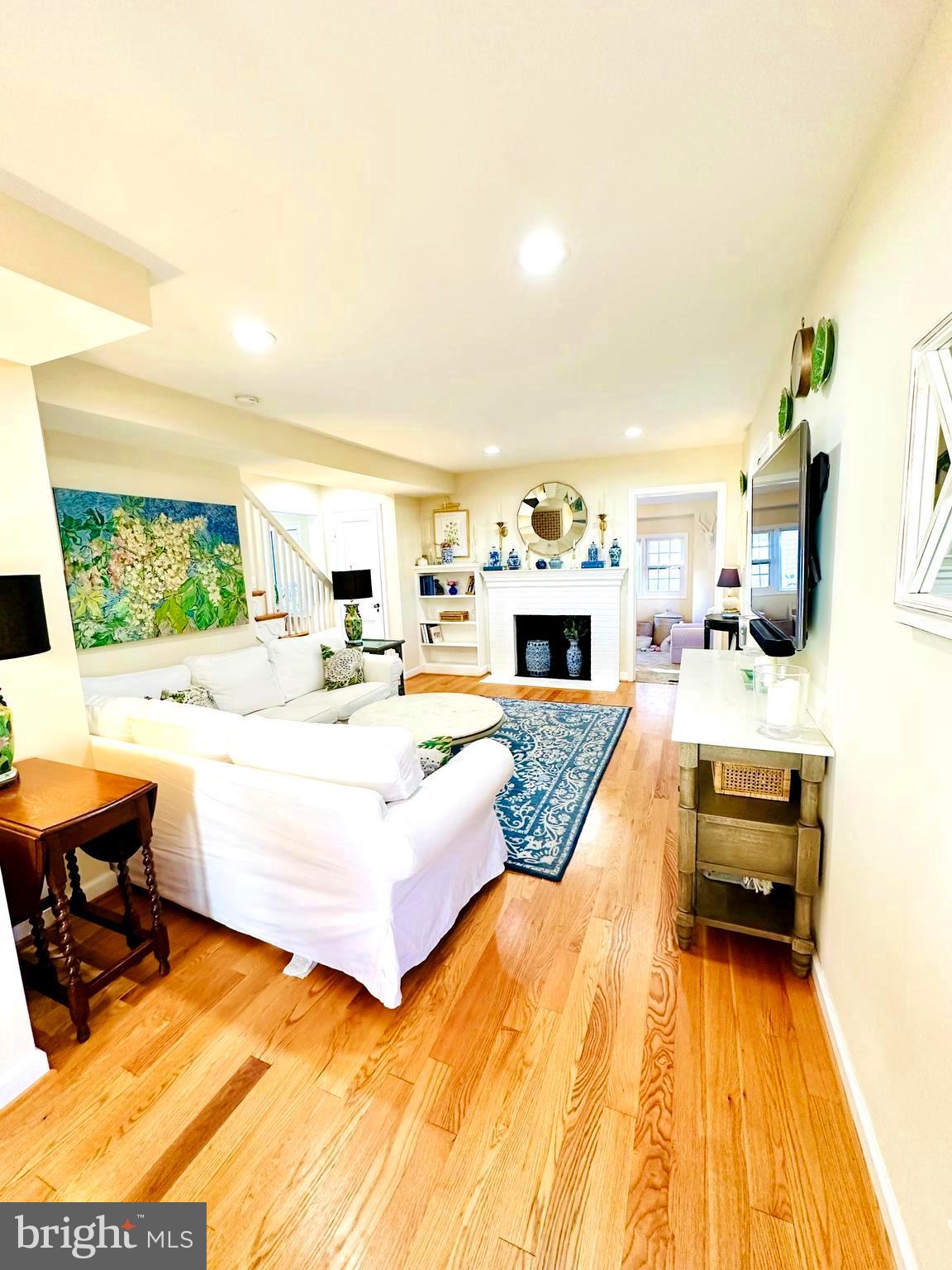 WOODMOOR - Residential