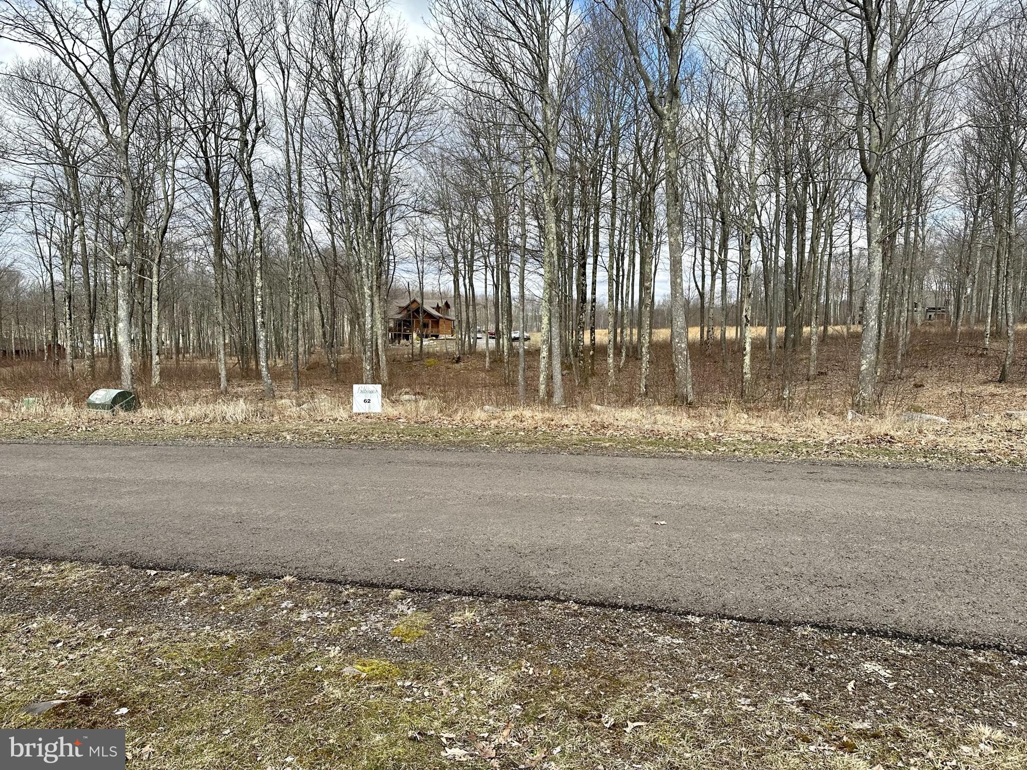 LODESTONE SUB - Land