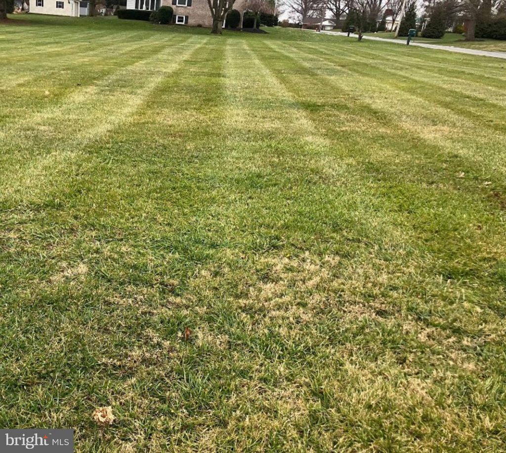 Photo of 210 Laneview Drive, Willow Street, PA 17584 (MLS # PALA2045594)