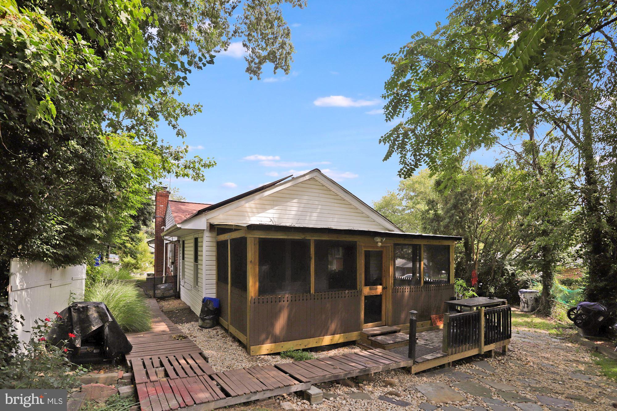 NORTHMONT - Residential