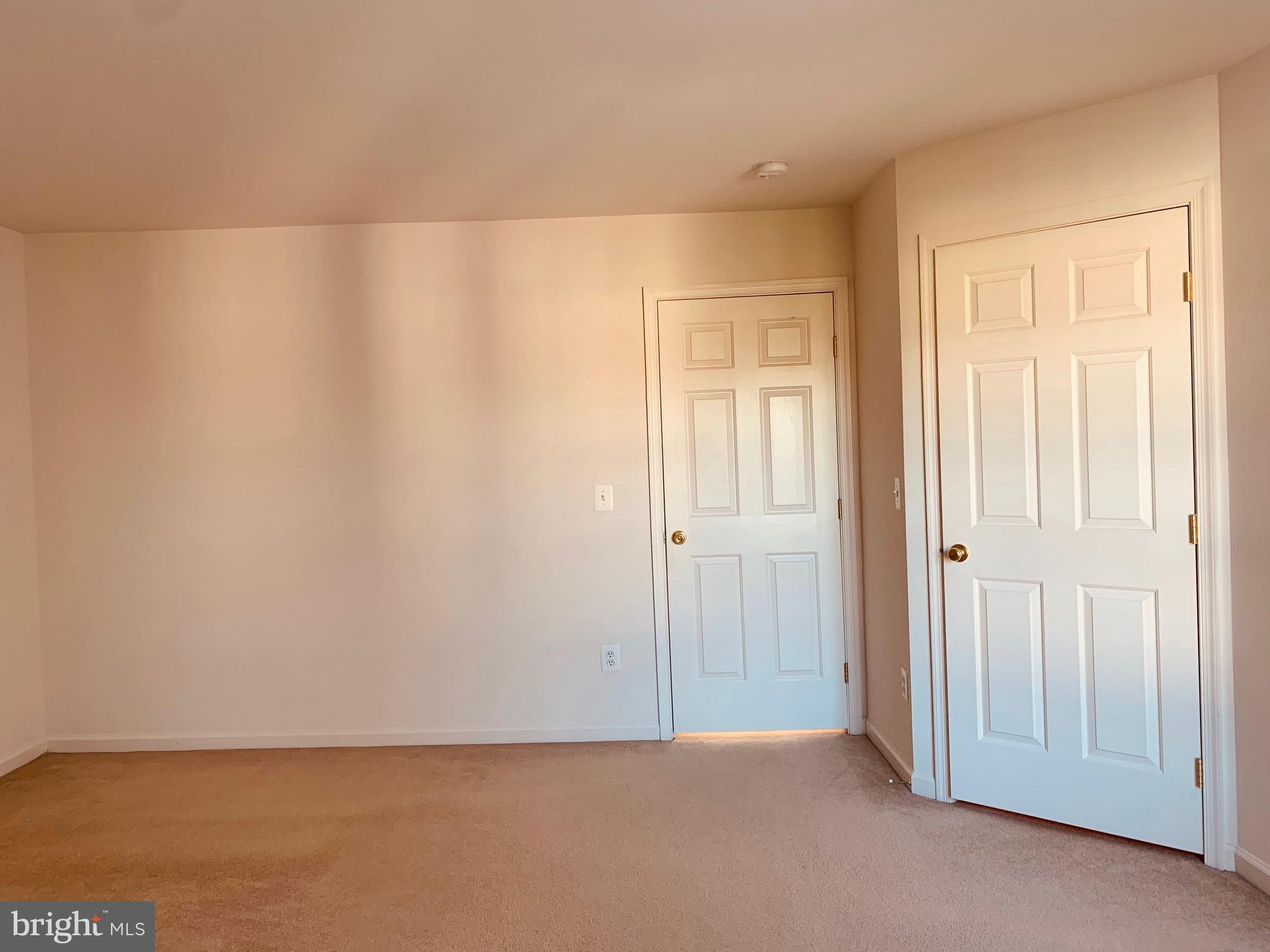 STRATFORD - Residential Lease