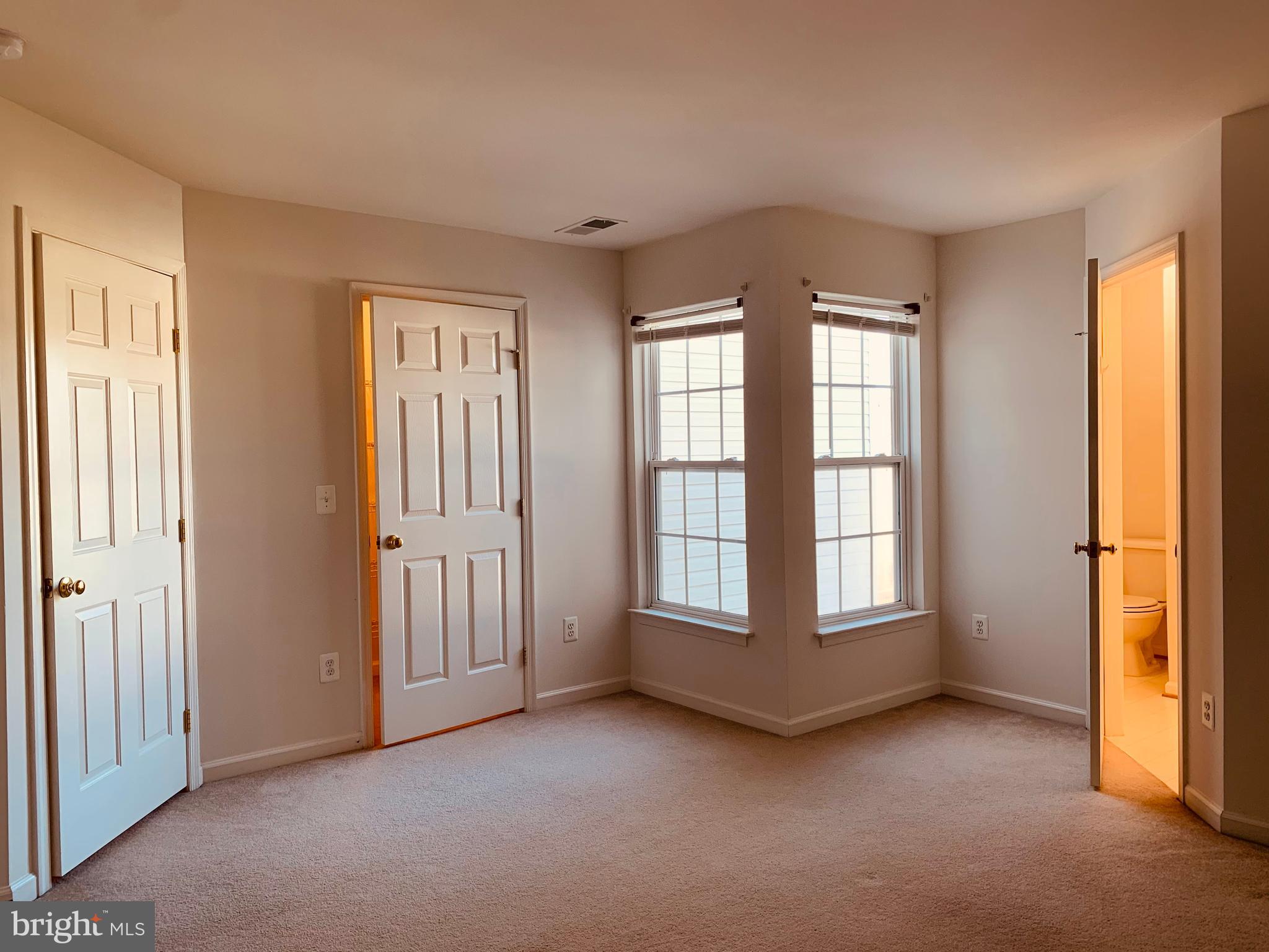 STRATFORD - Residential Lease