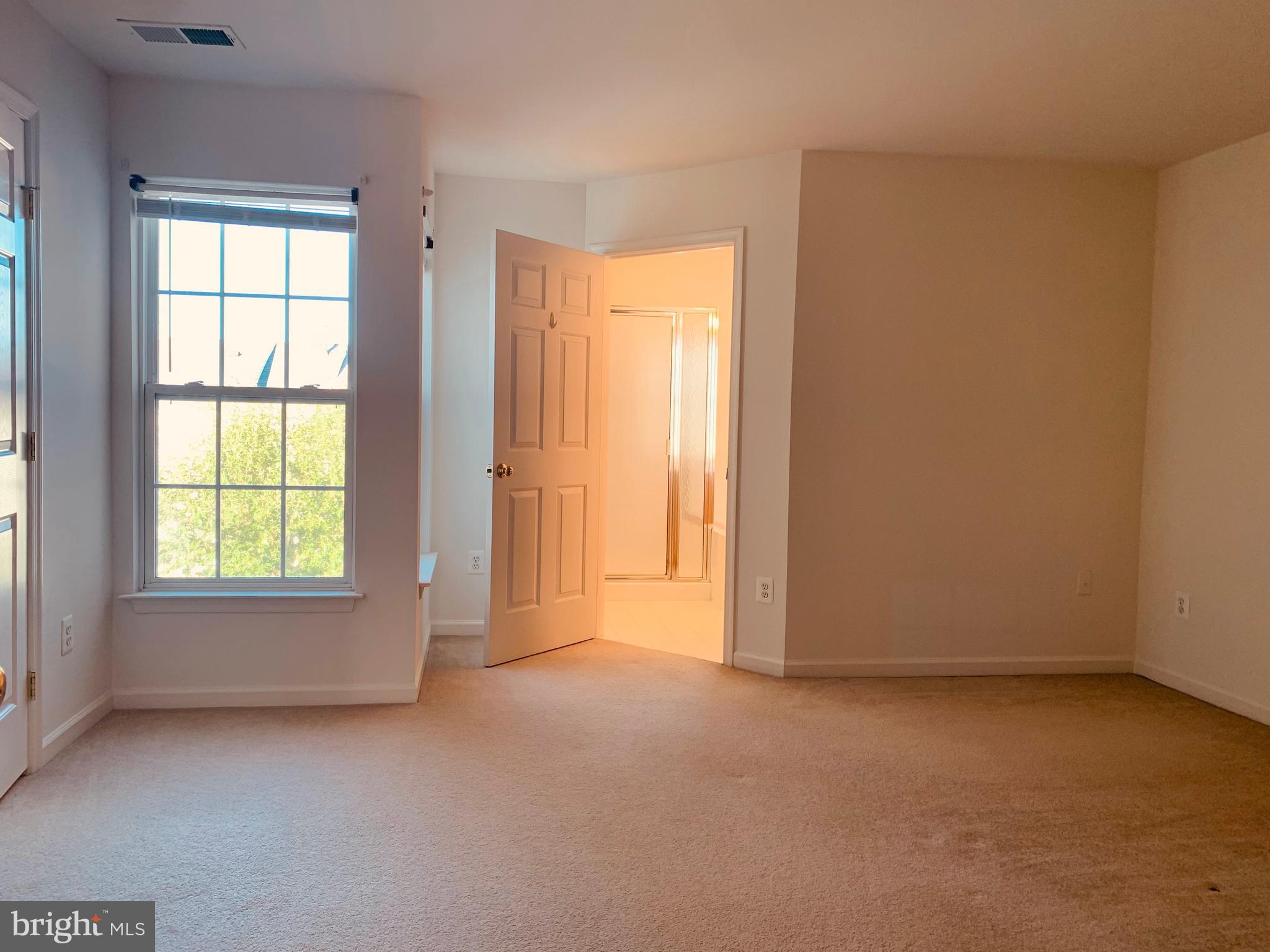 STRATFORD - Residential Lease