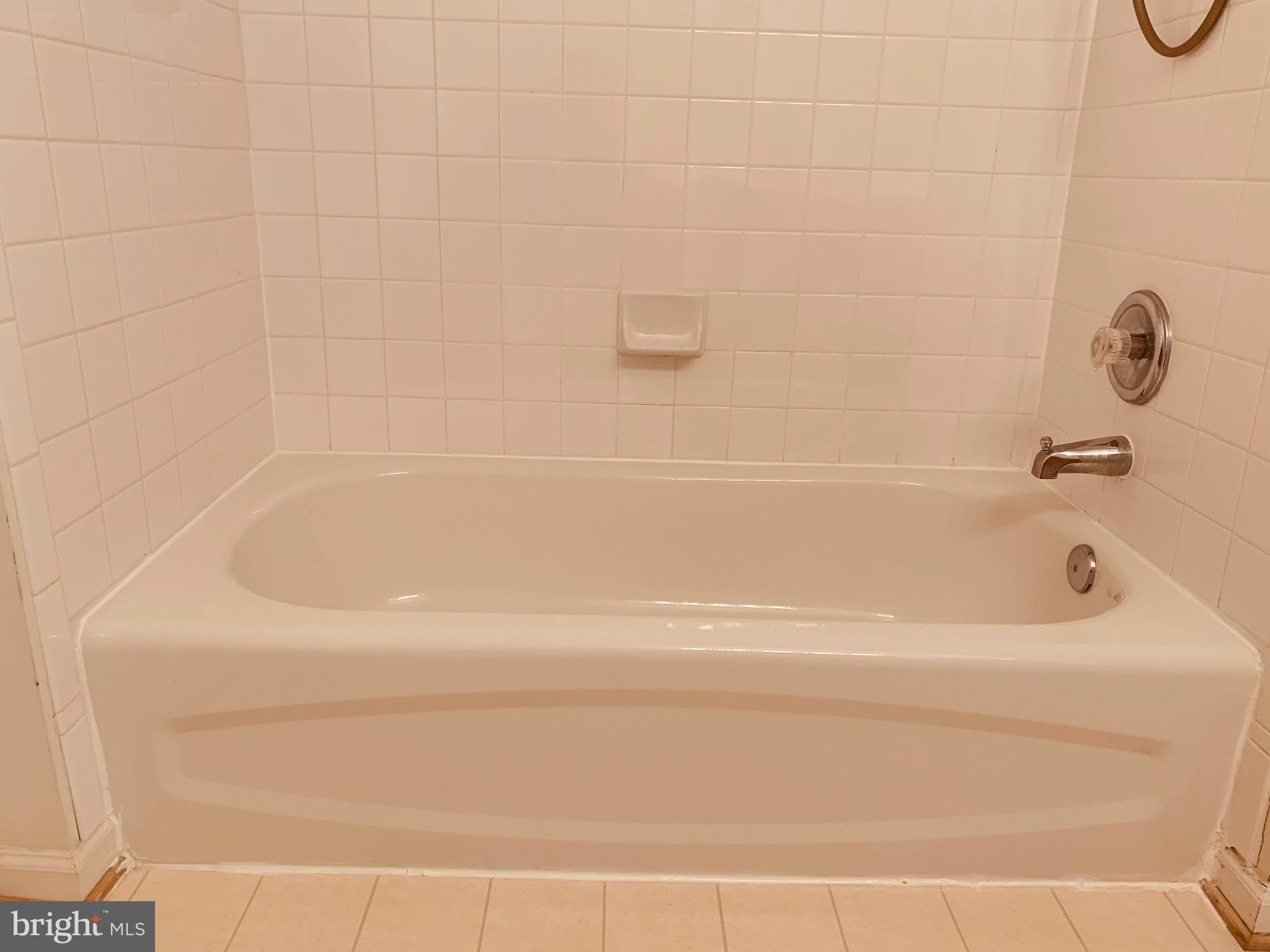 STRATFORD - Residential Lease