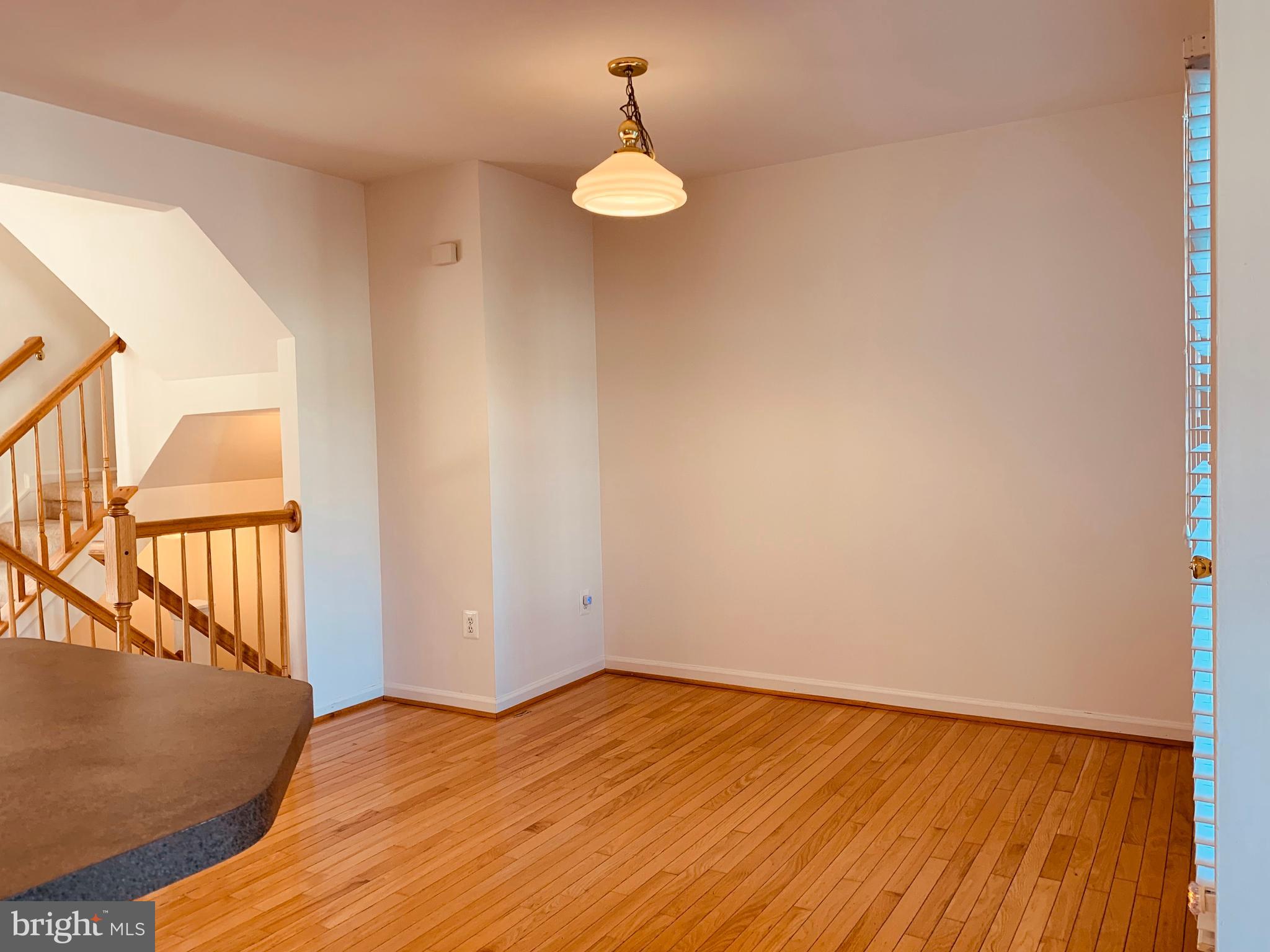 STRATFORD - Residential Lease