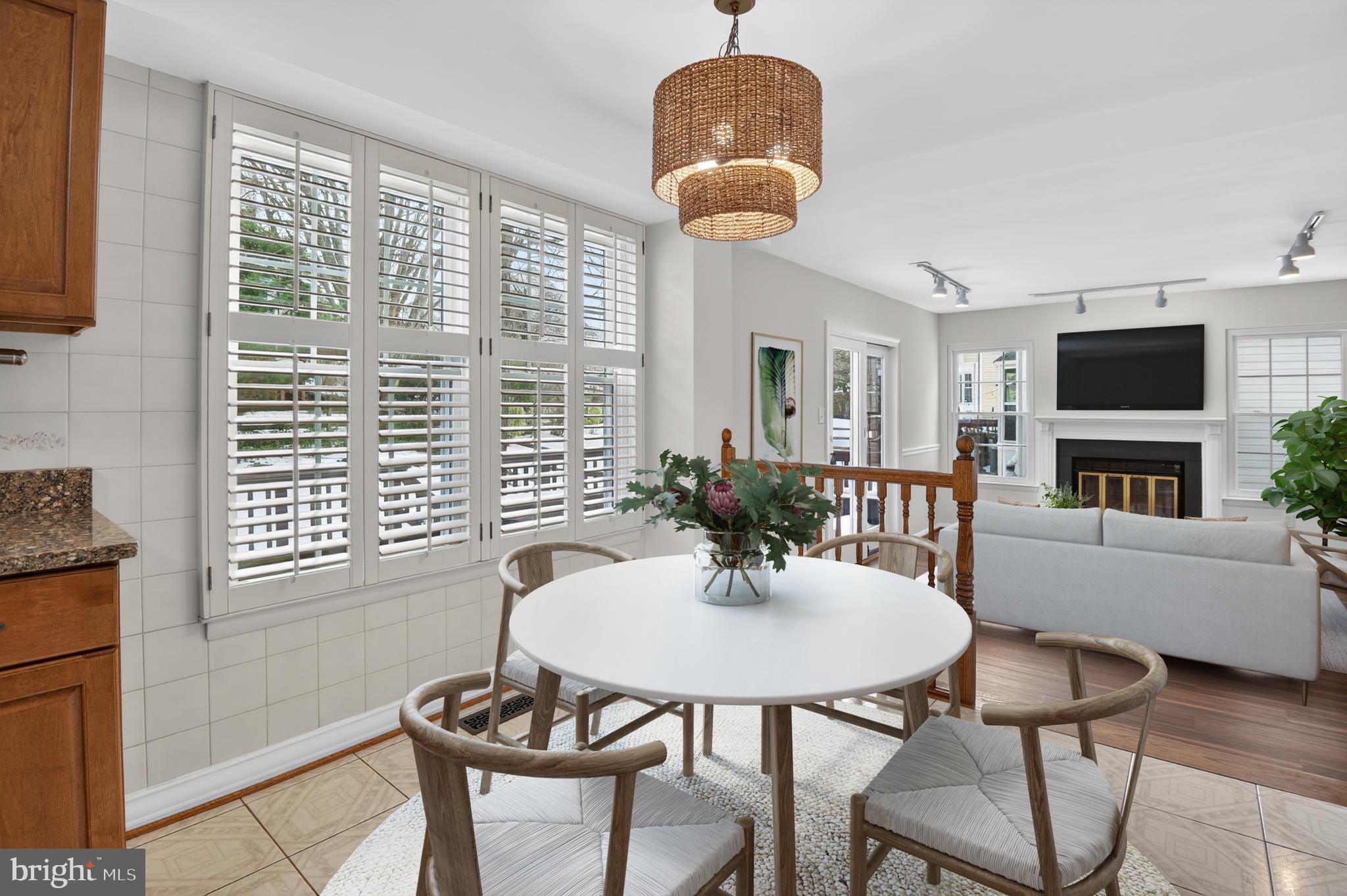 FLOWER HILL - Residential